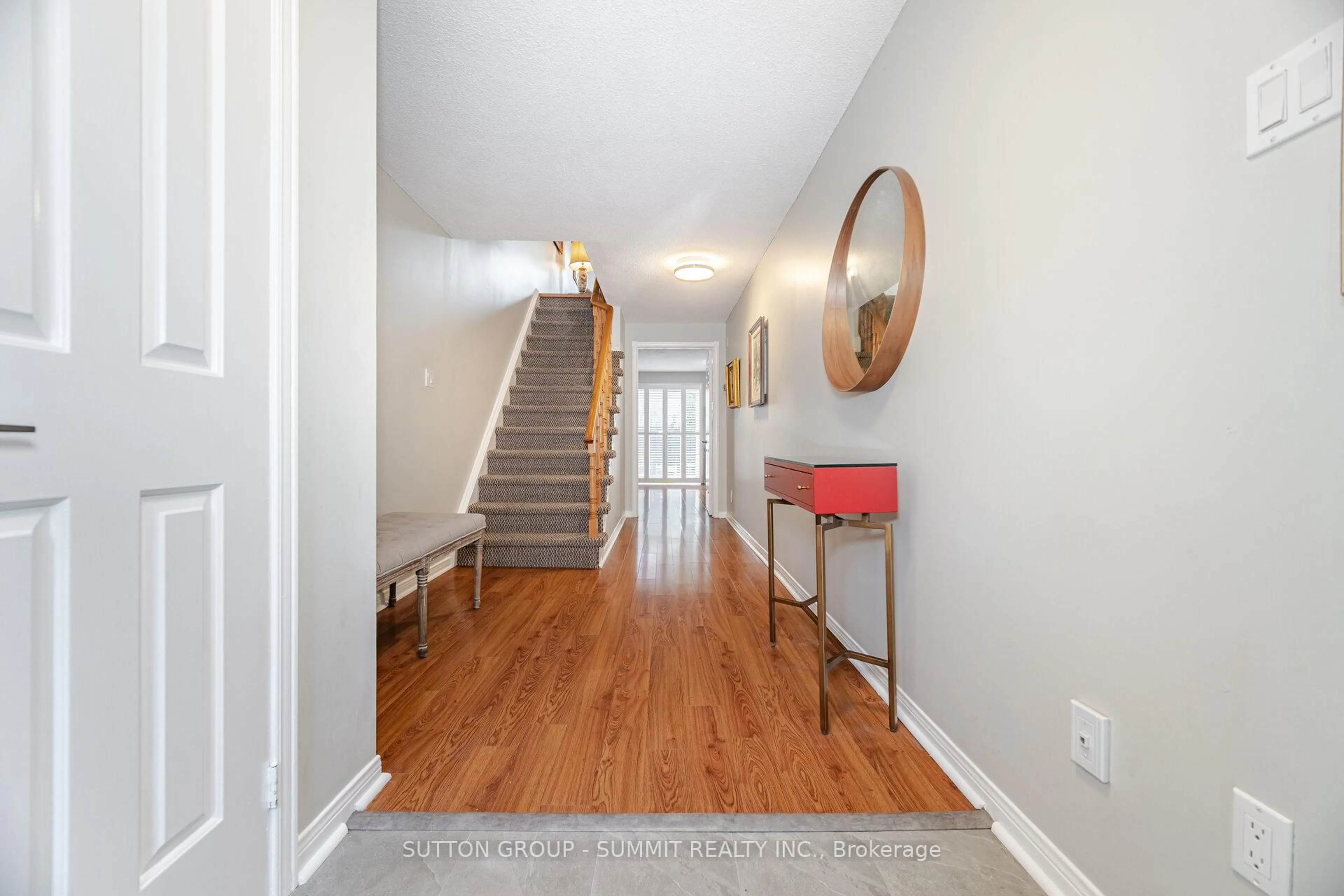 Indoor entryway for 55 CONFEDERATION Way #55, Markham Ontario L3T 5R4