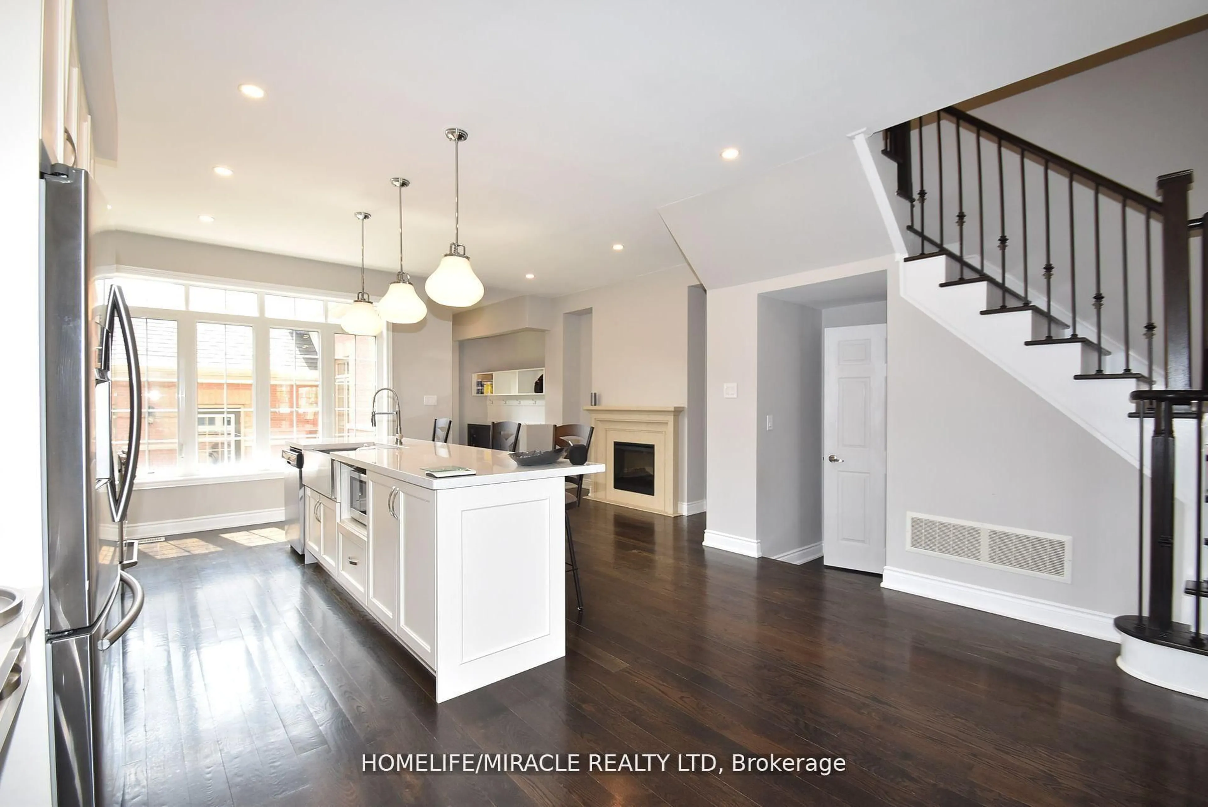 Open concept kitchen, unknown for 183 East's Corners Blvd, Vaughan Ontario L4H 3Z9