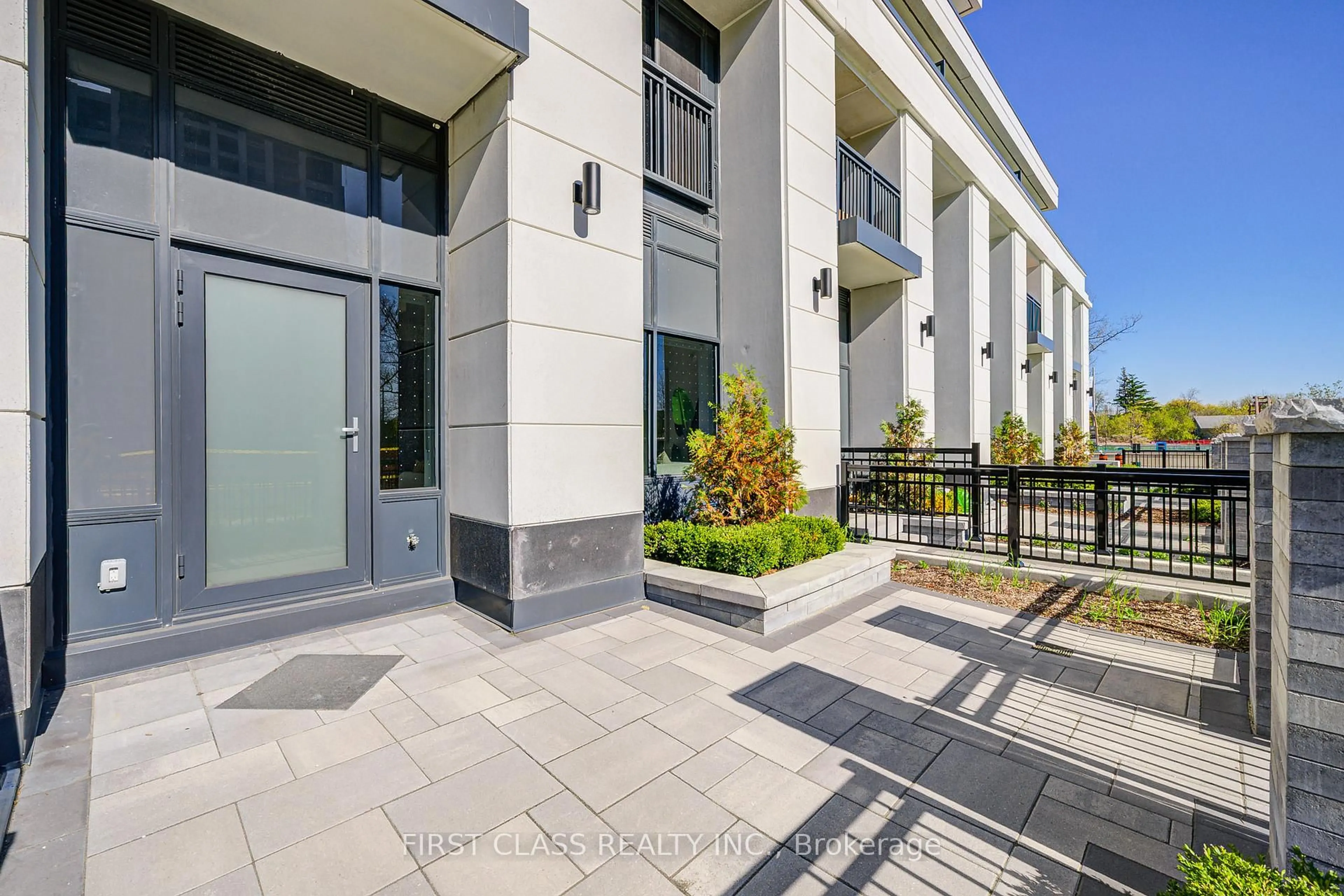 Unknown for 8 Cedarland Dr #123W, Markham Ontario L6G 0H4