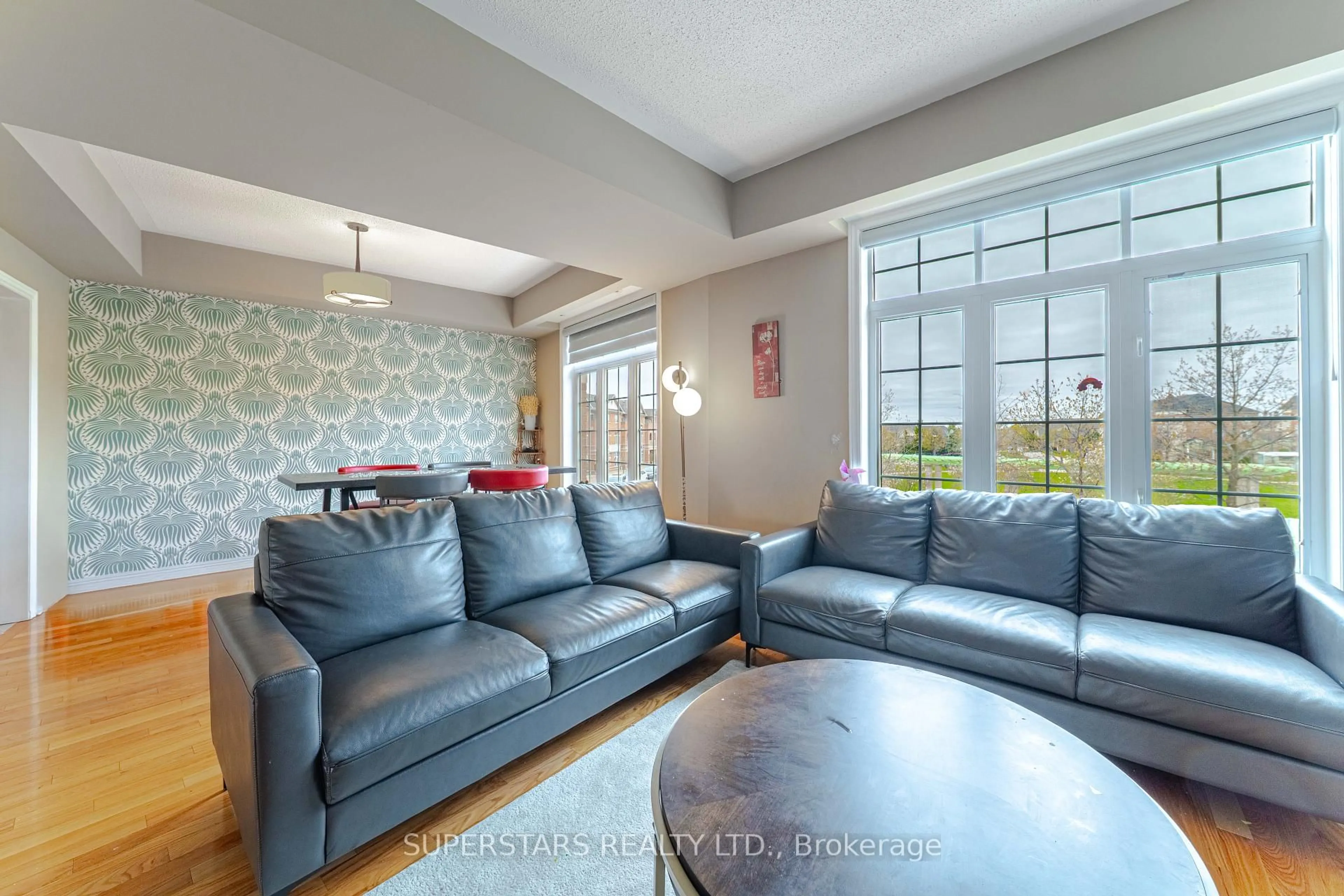 Living room with furniture, unknown for 30 Greensborough Village Circ, Markham Ontario L6E 1Z1