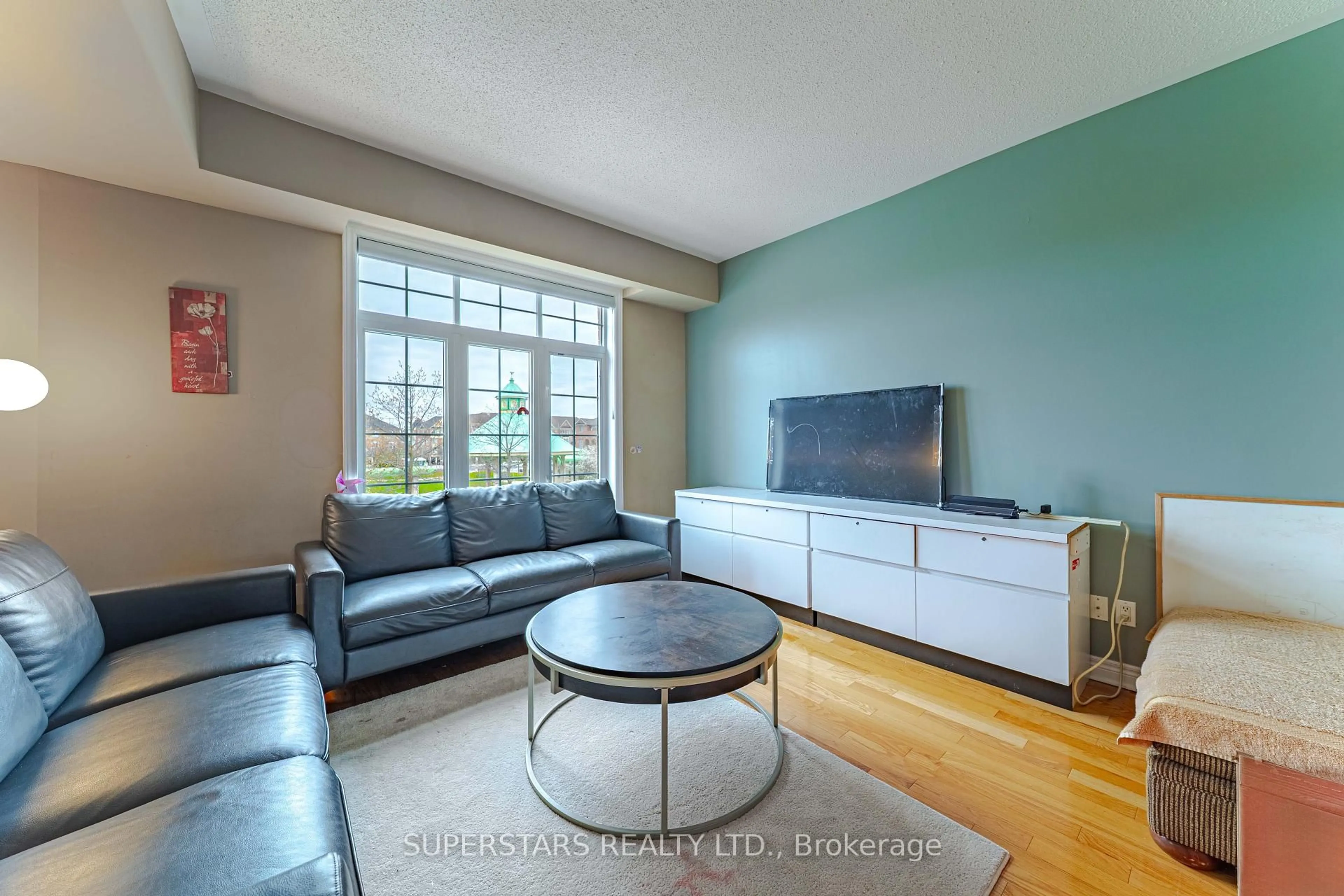 Living room with furniture, unknown for 30 Greensborough Village Circ, Markham Ontario L6E 1Z1