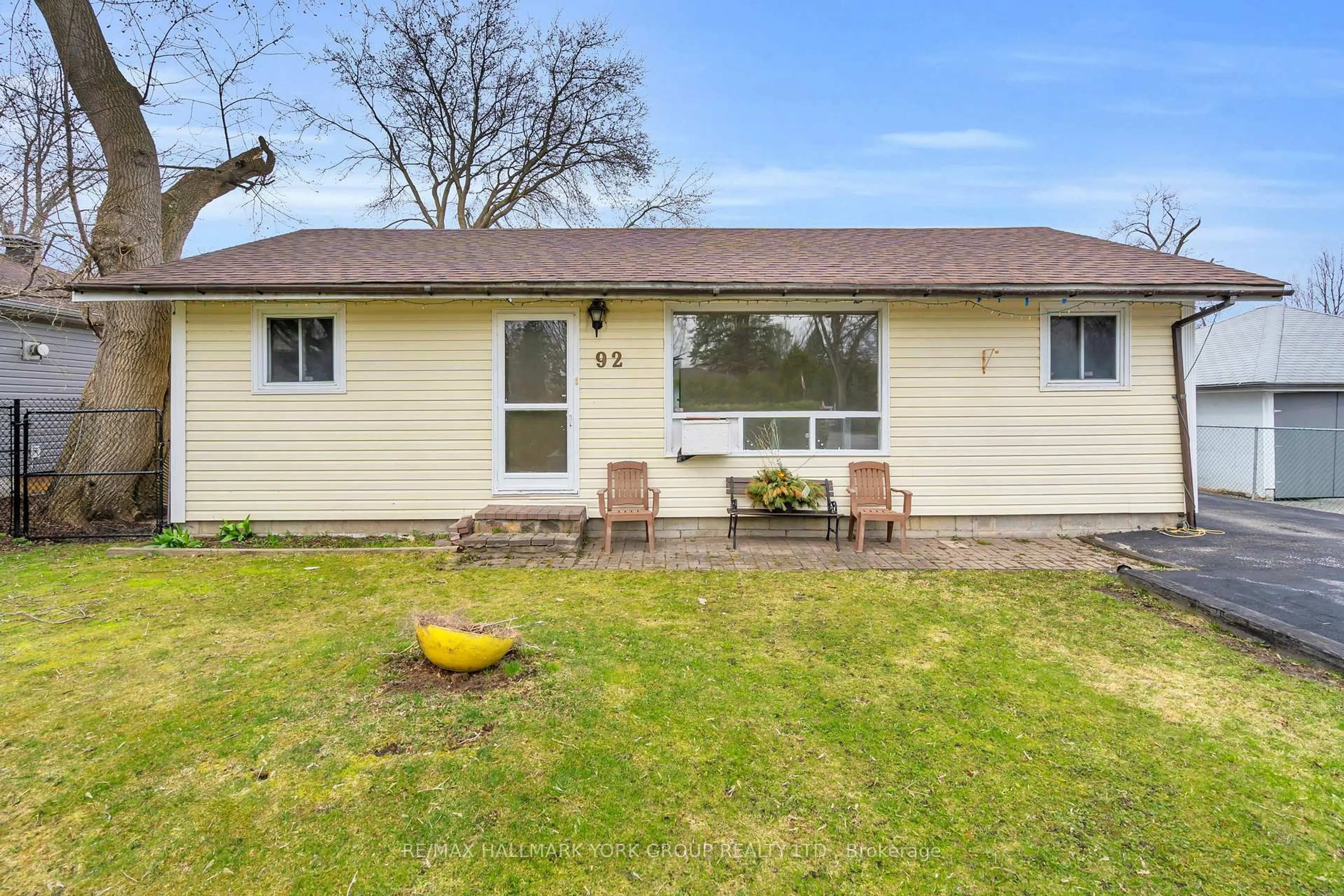 Unknown for 92 Cronsberry Rd, Georgina Ontario L0E 1N0