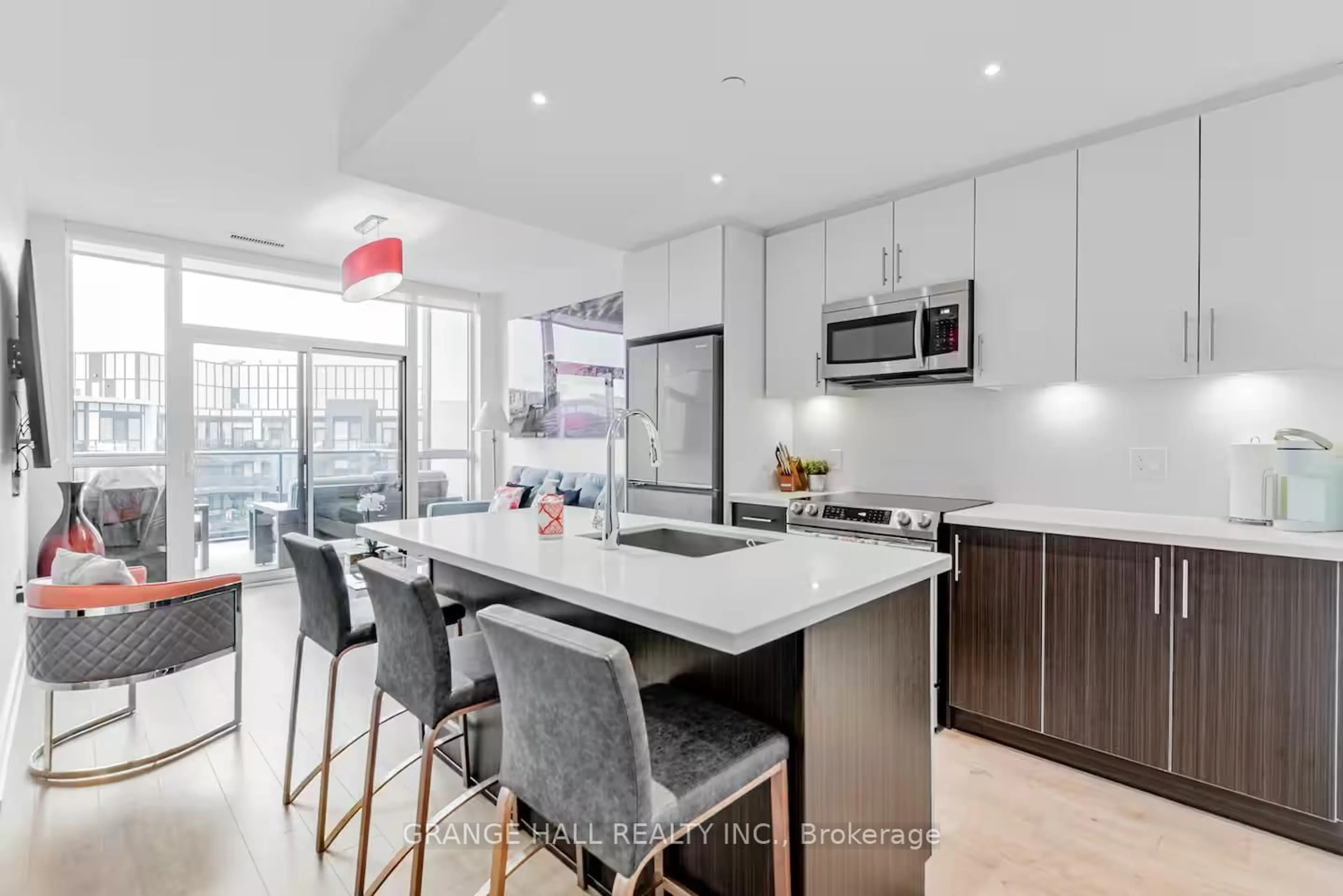 Open concept kitchen, unknown for 375 Sea Ray Ave #420, Innisfil Ontario L9S 0N9