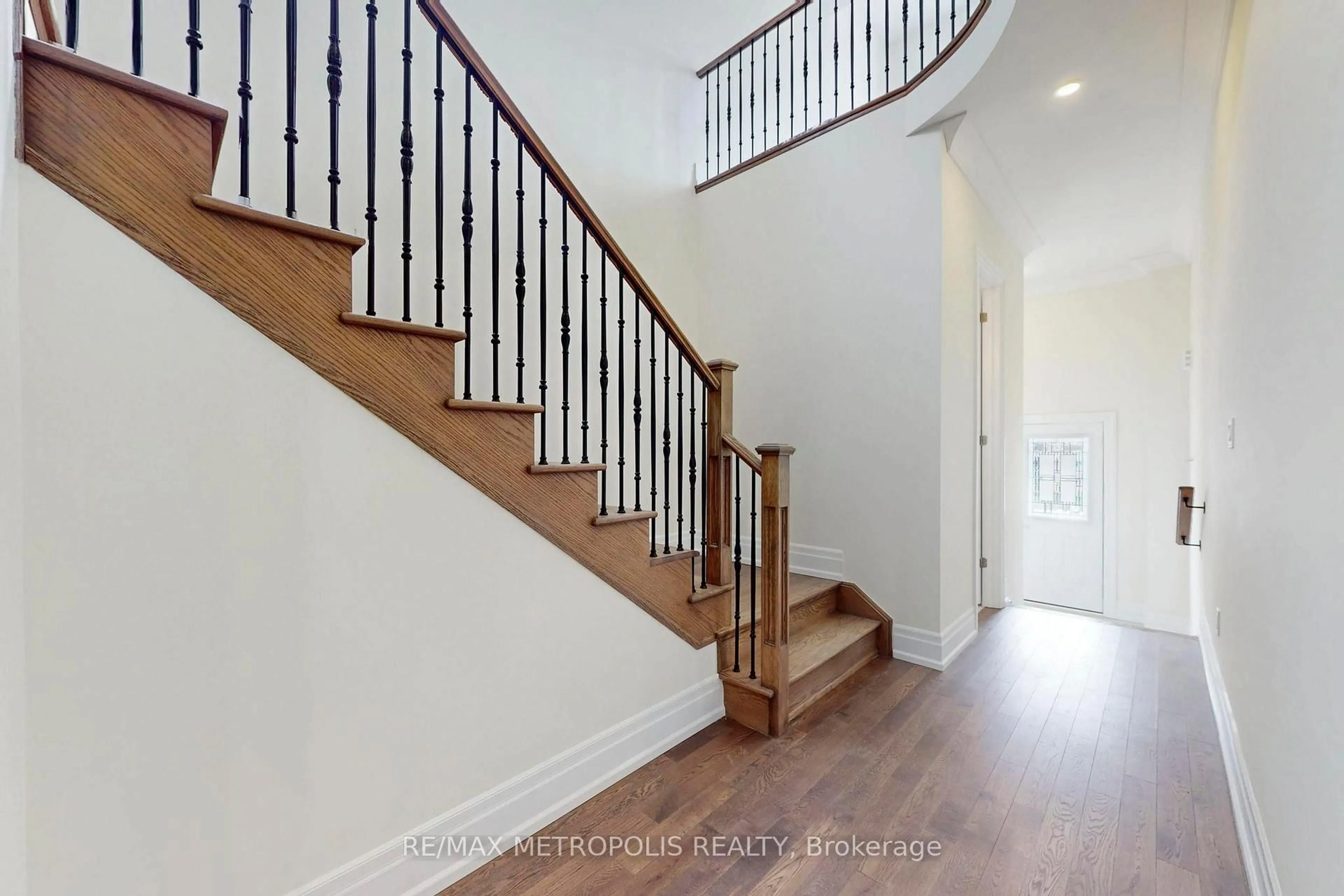 Stairs for 15 Seguin St, Richmond Hill Ontario L4E 1L8