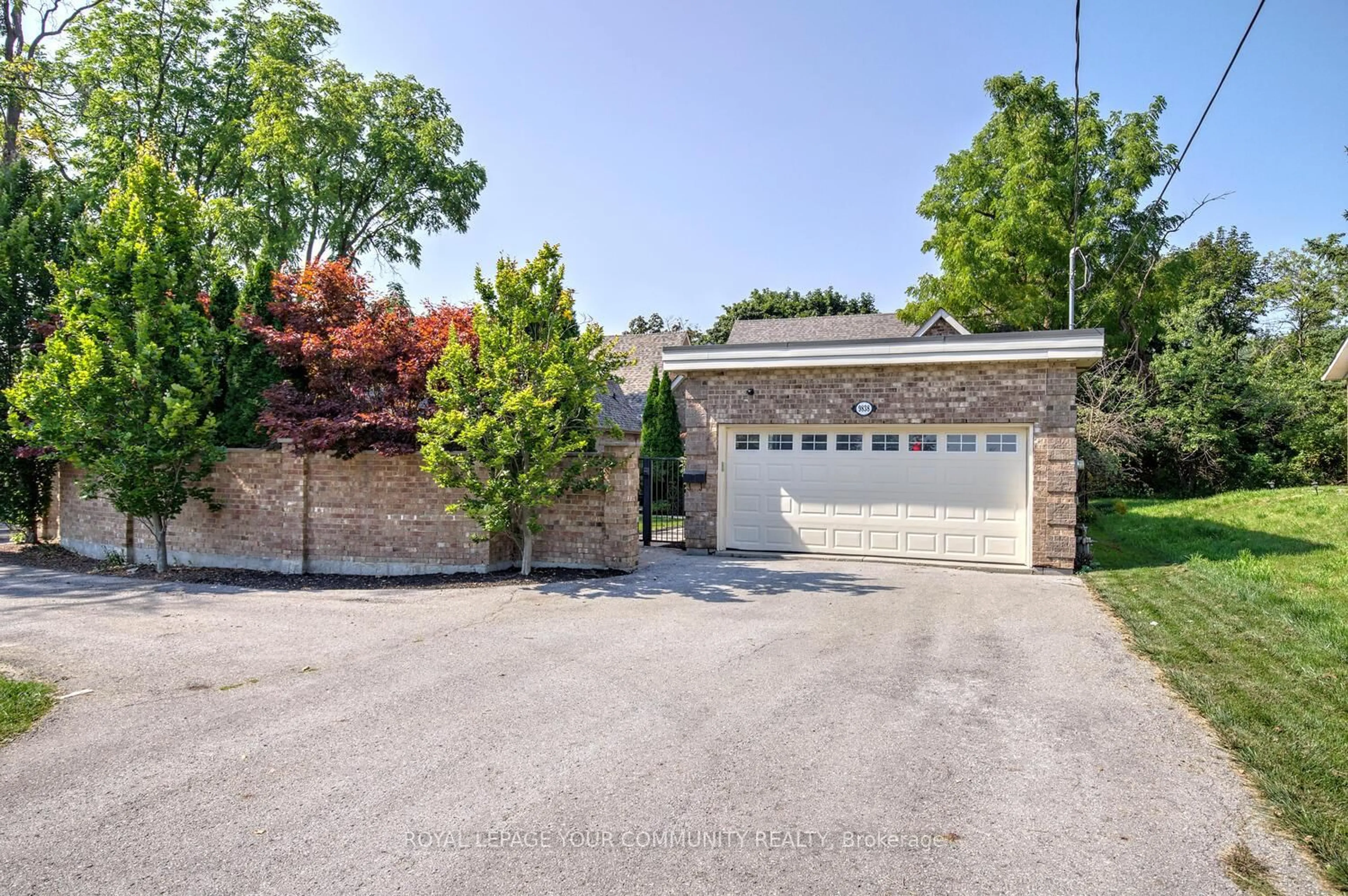 Unknown for 9838 Keele St, Vaughan Ontario L6A 3Y4