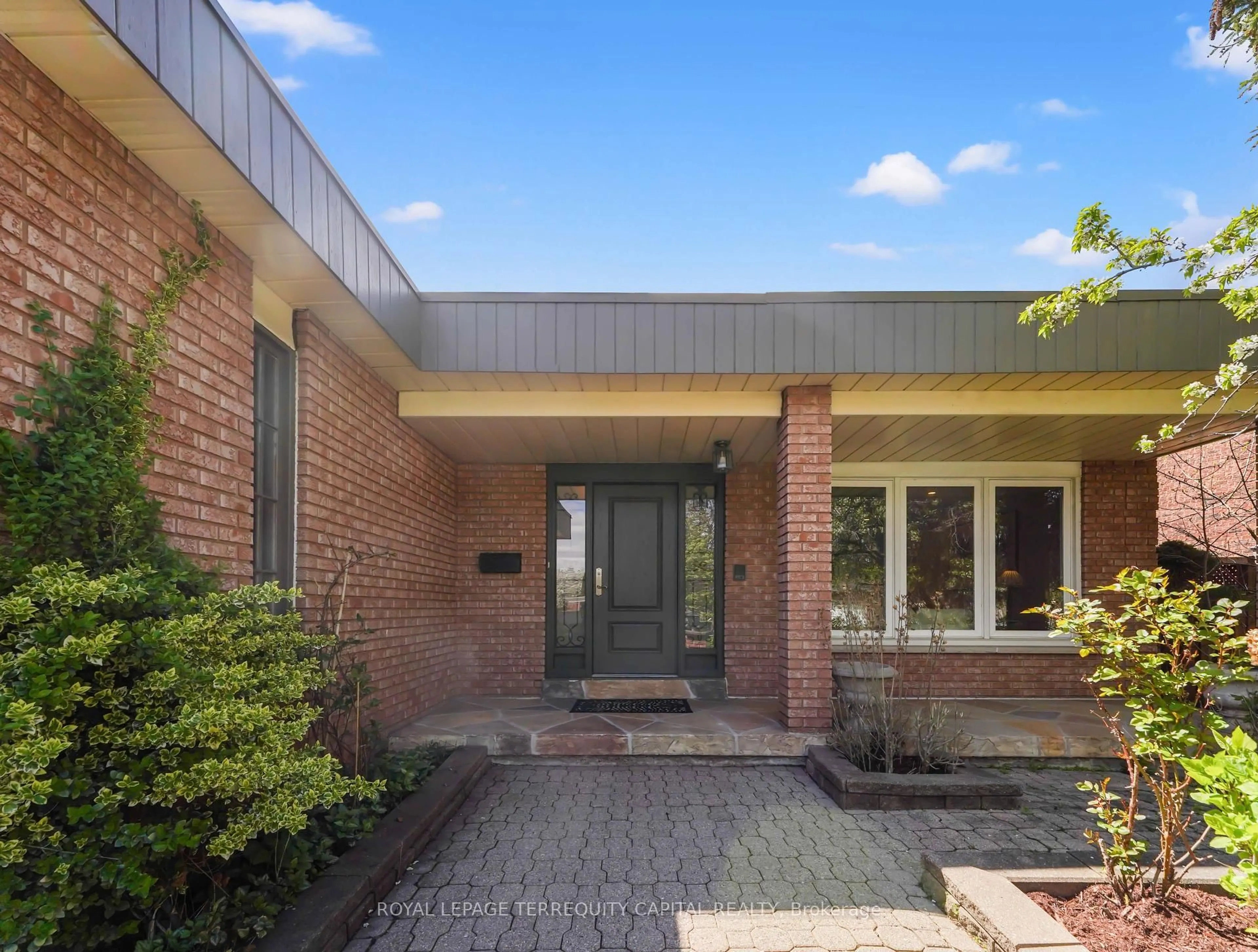 Home with brick exterior material, street for 136 Villa Park Dr, Vaughan Ontario L4L 3G7