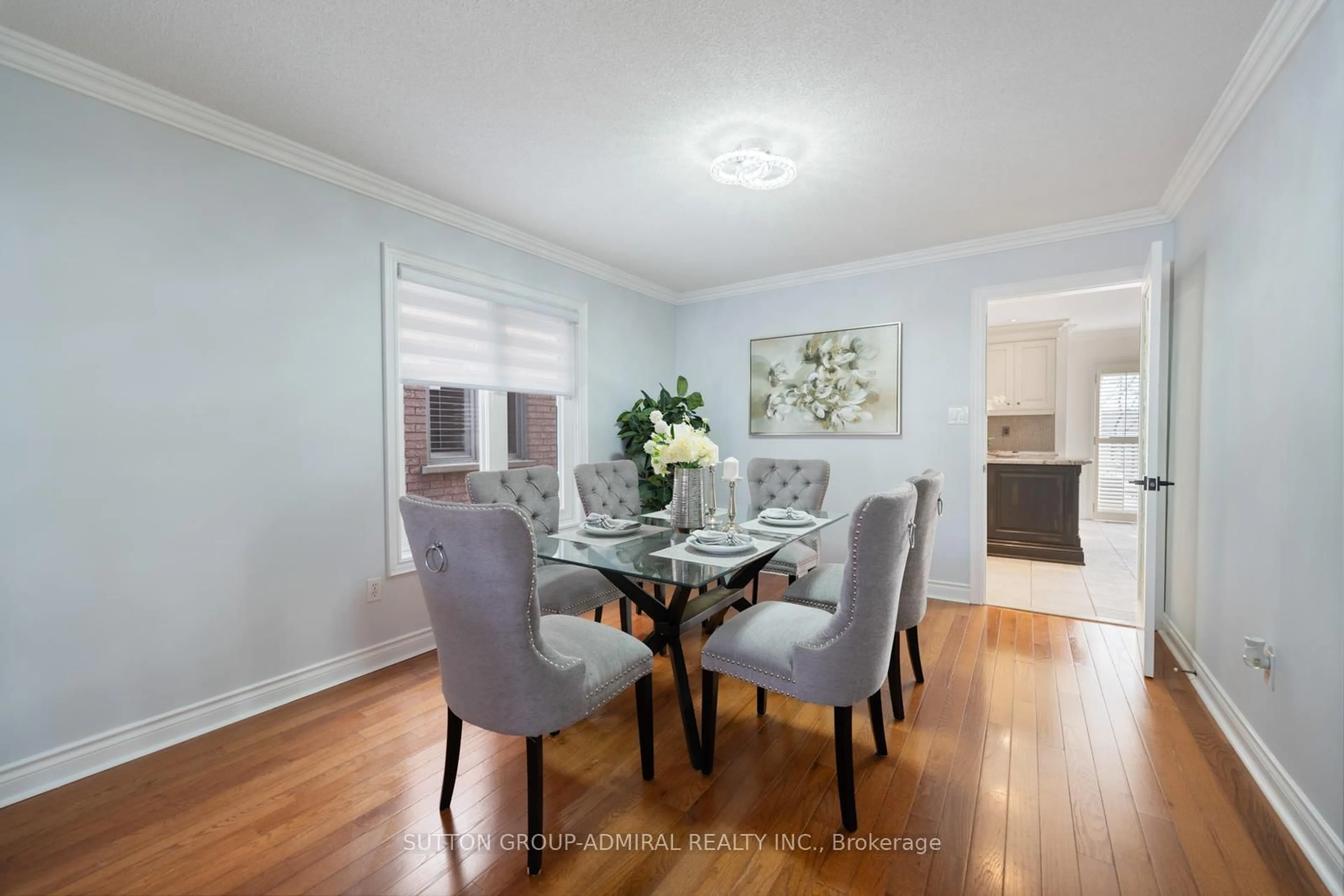 Dining room, wood/laminate floor for 117 Flamingo Rd, Vaughan Ontario L4J 8K8