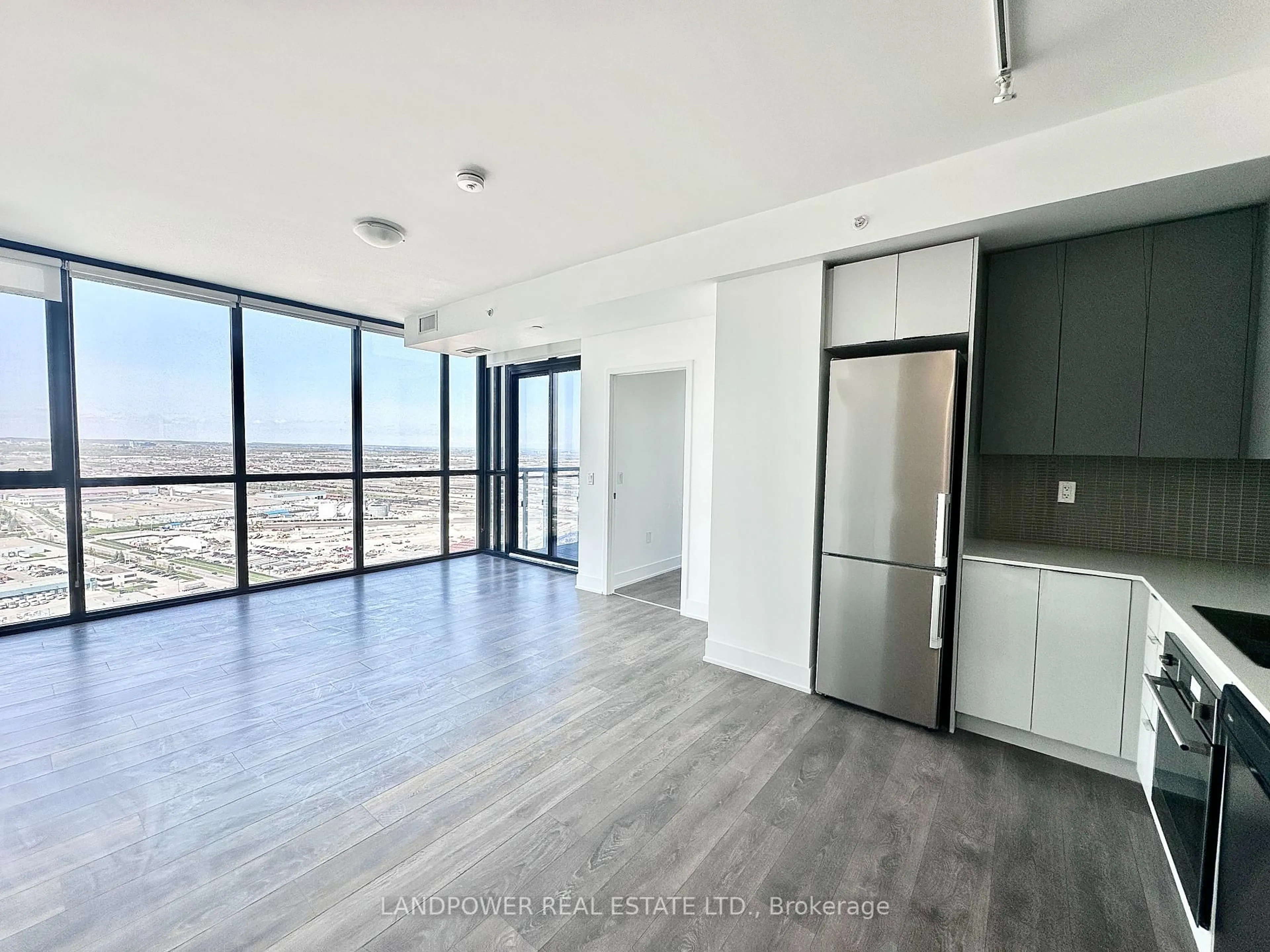 A pic of a room for 2908 Highway 7 Rd #3308, Vaughan Ontario L4K 0K5