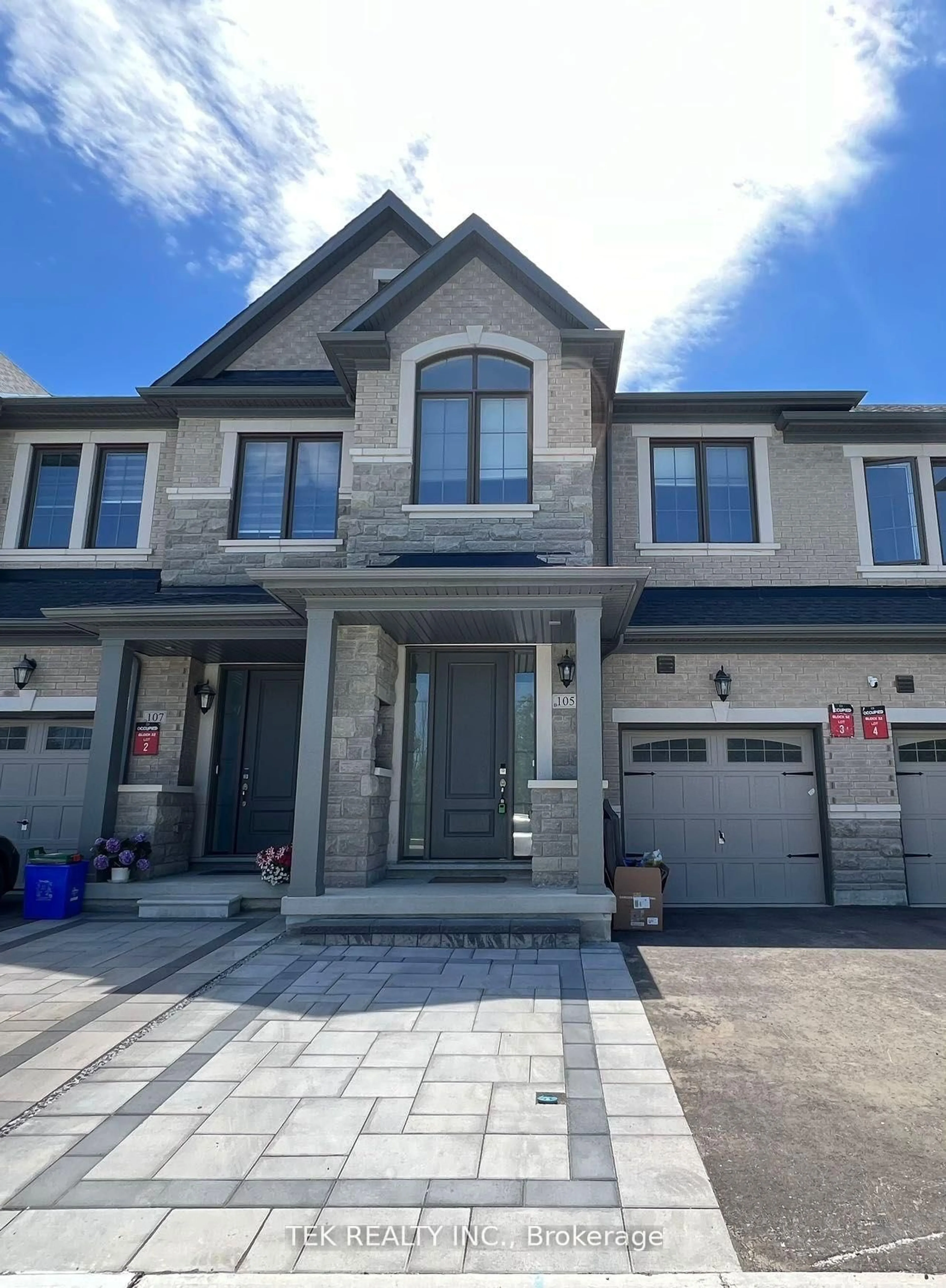 Home with brick exterior material, street for 105 Mccague Ave, Richmond Hill Ontario L4S 1N5