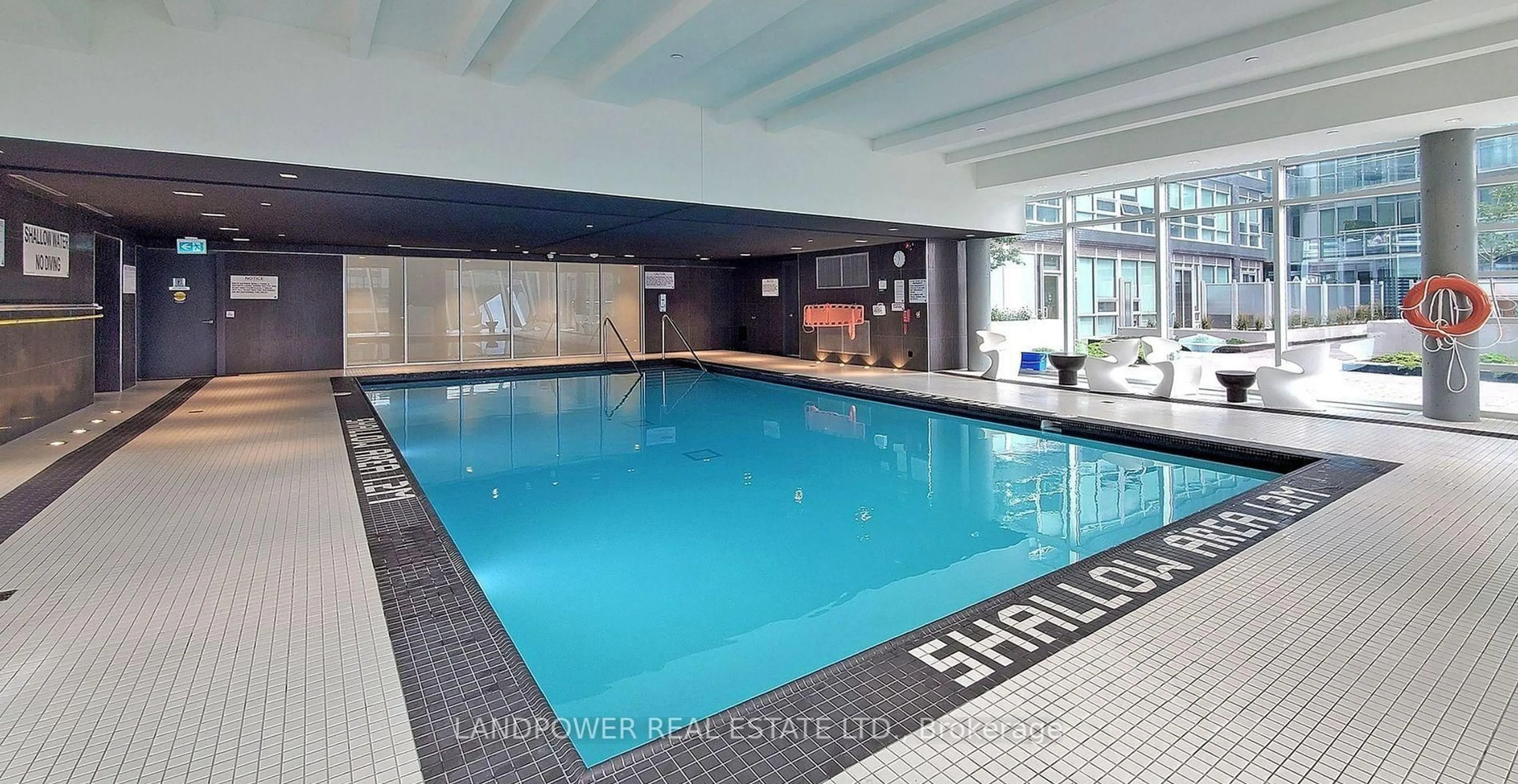 Pool for 2908 Highway 7 Rd #2910, Vaughan Ontario L4K 0K5