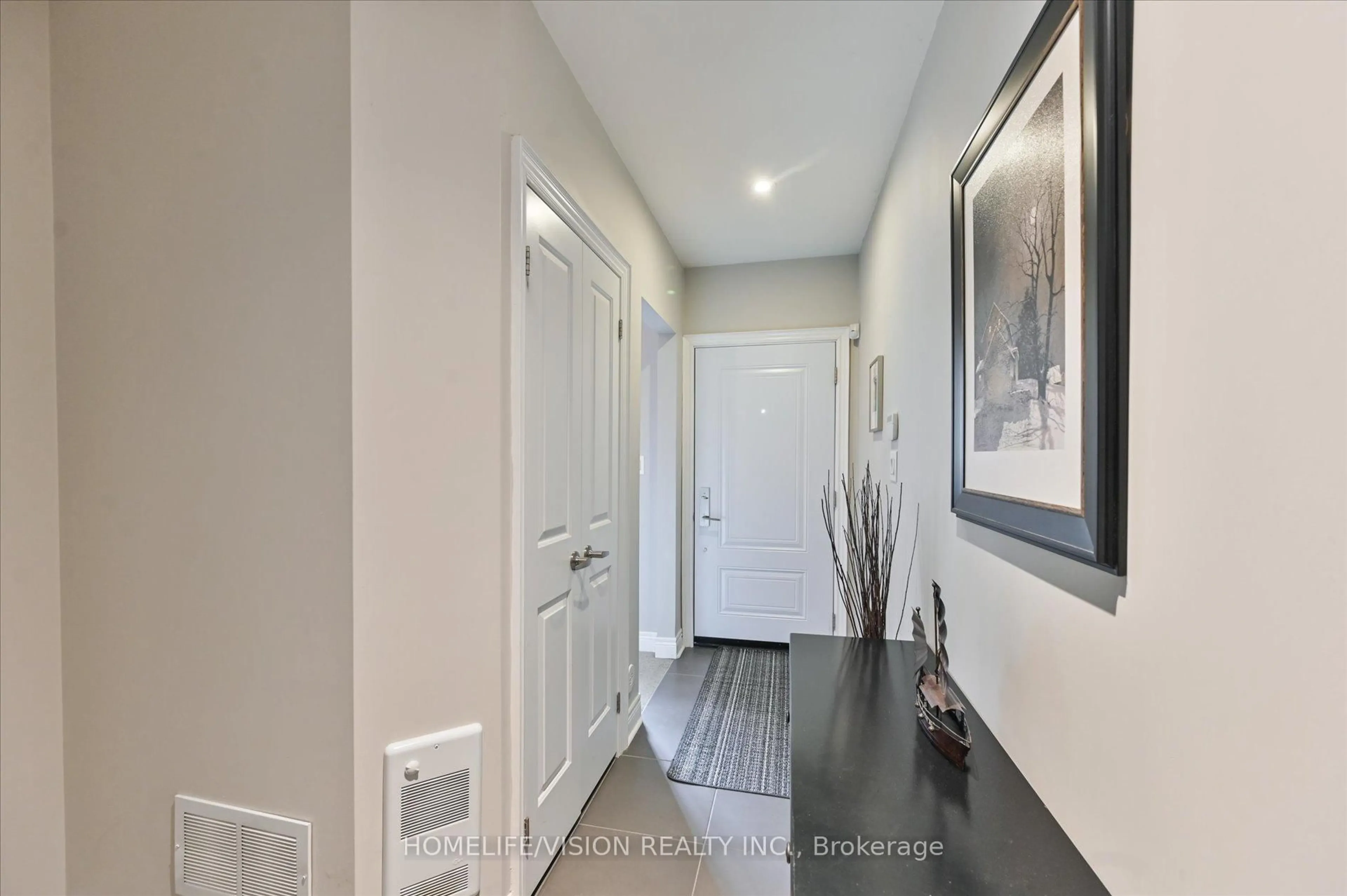 Indoor entryway for 2 Agar Lane, Vaughan Ontario L4L 2A7