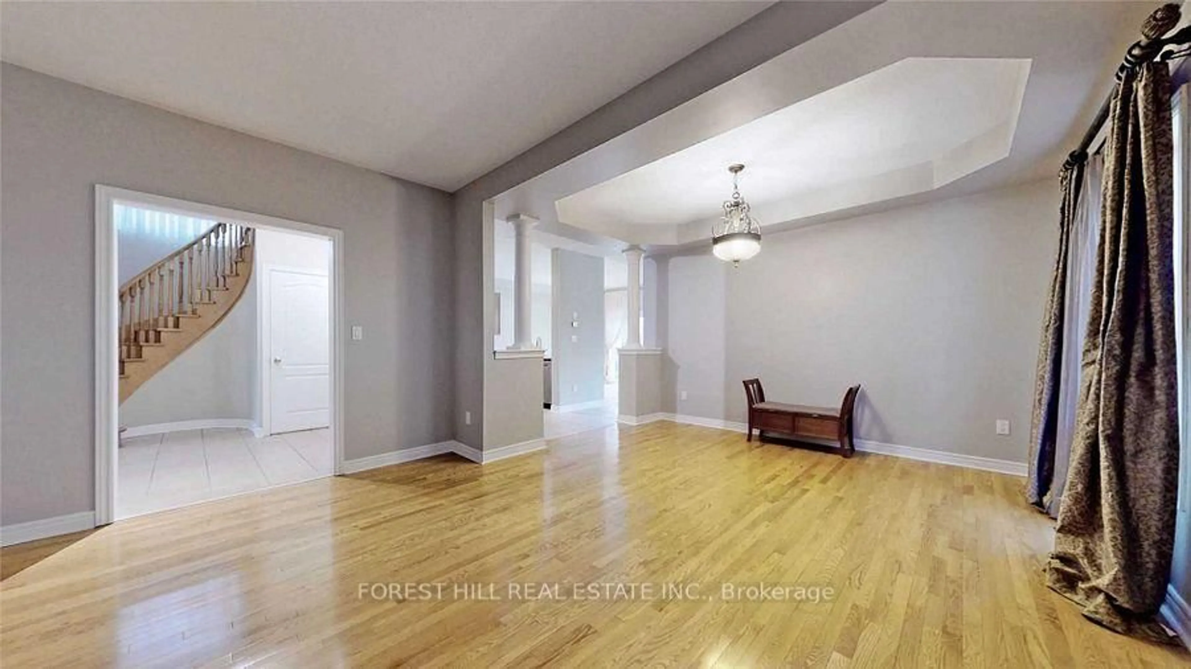 A pic of a room for 64 melbourne Dr, Richmond Hill Ontario L3Z 1M2