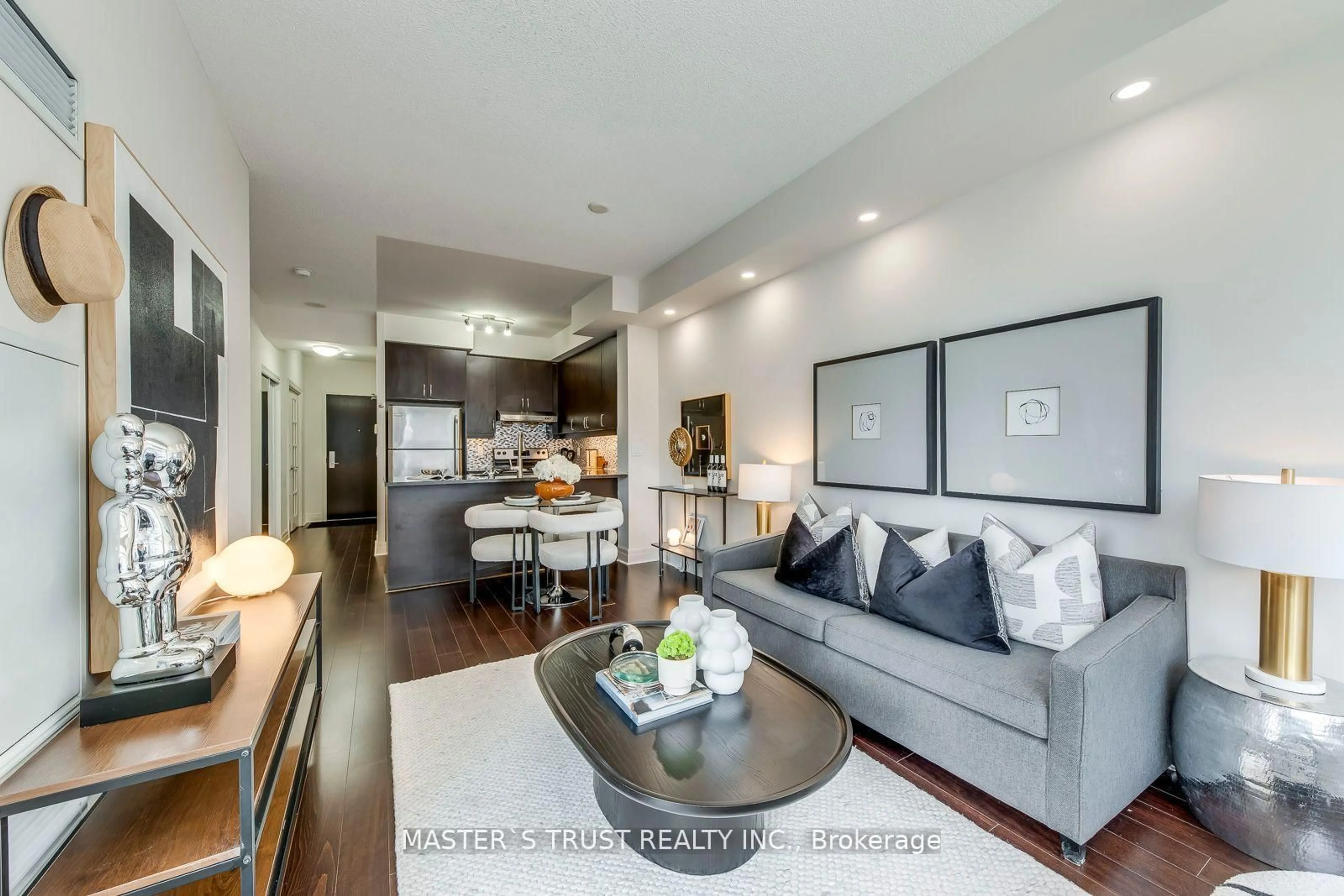 Living room with furniture, unknown for 8110 Birchmount Rd #513, Markham Ontario L6G 0E3