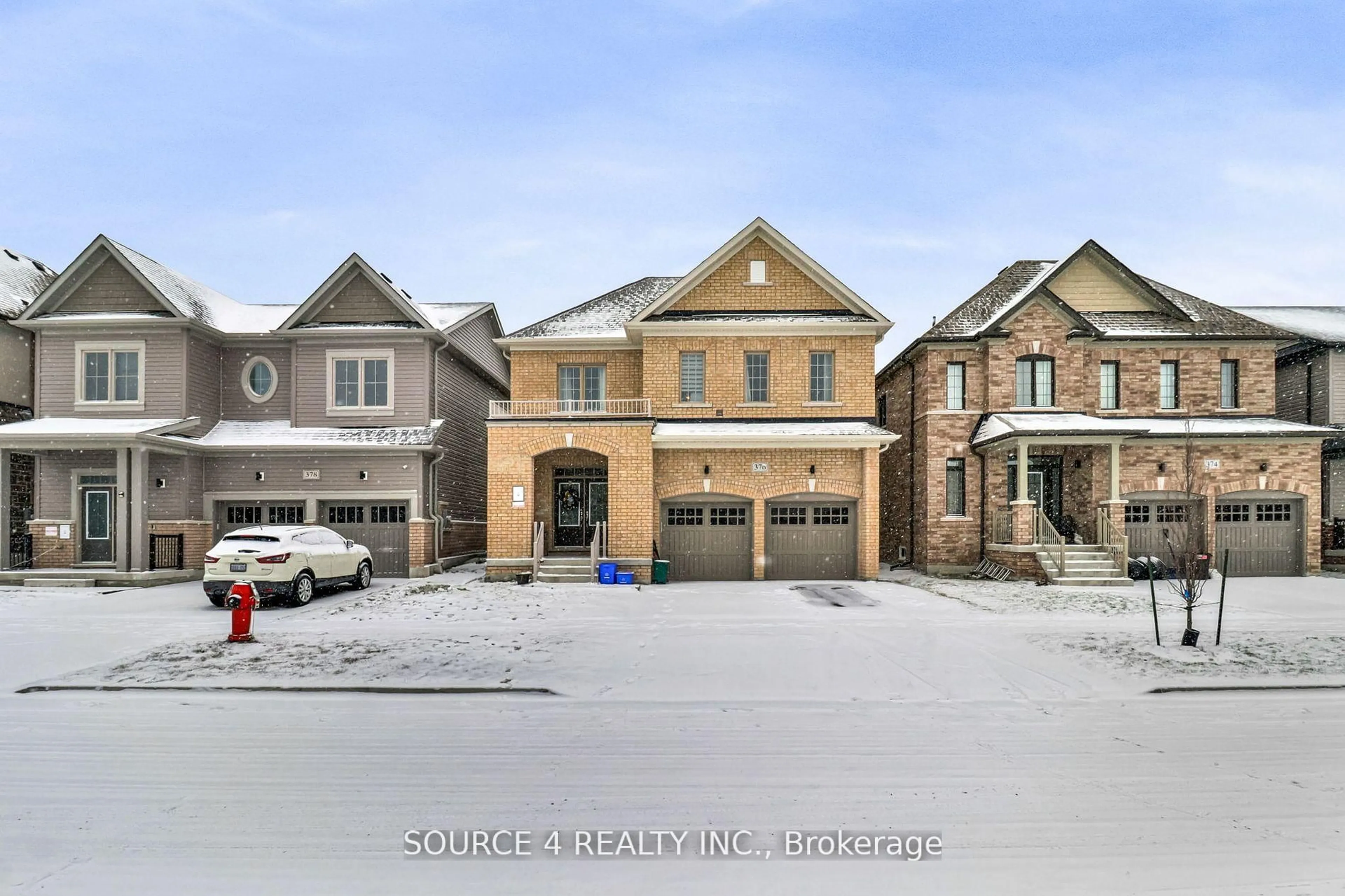 Unknown for 376 Danny Wheeler Blvd, Georgina Ontario L4P 0K2