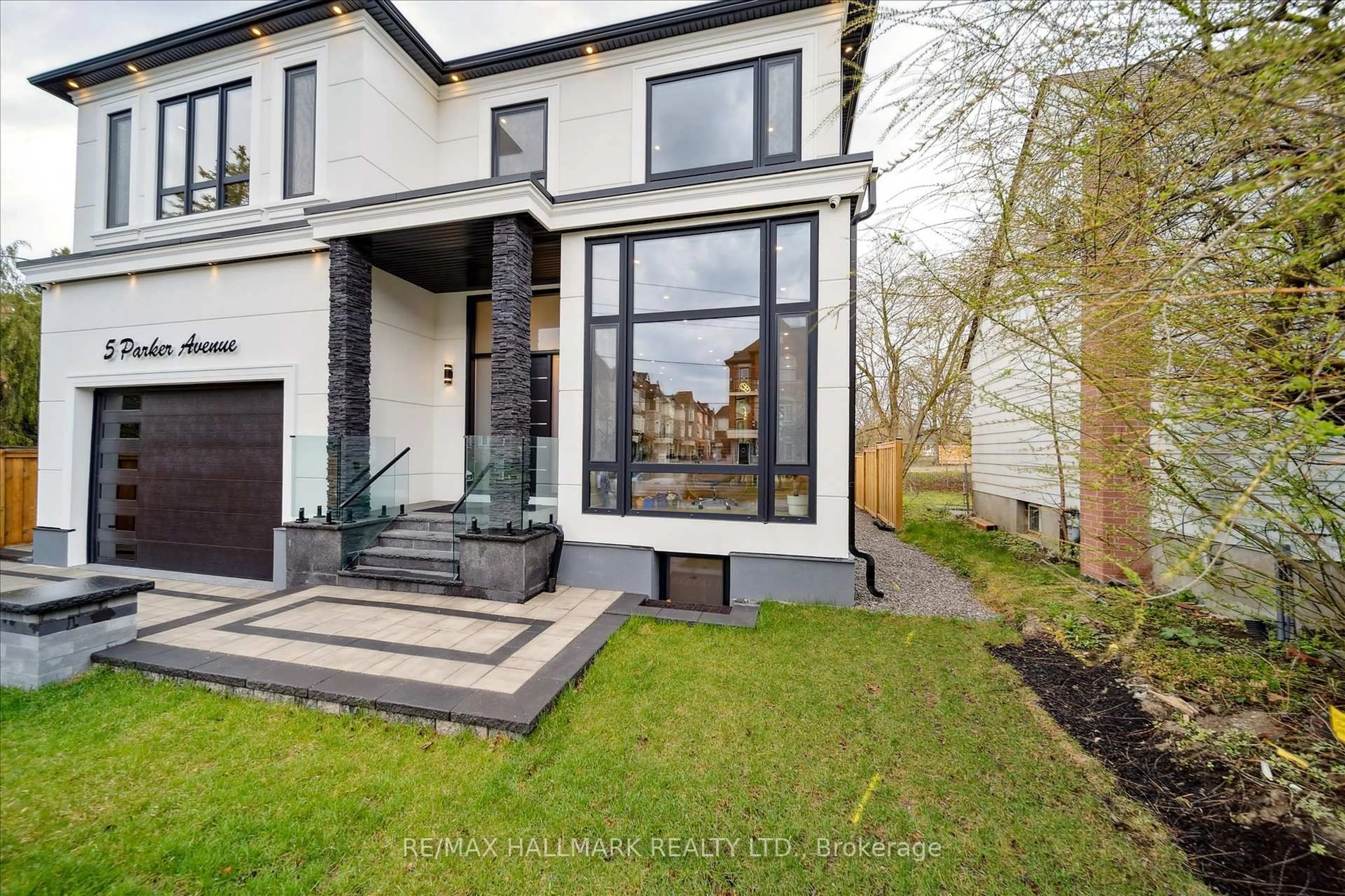 Home with brick exterior material, street for 5 Parker Ave, Richmond Hill Ontario L4E 2W4