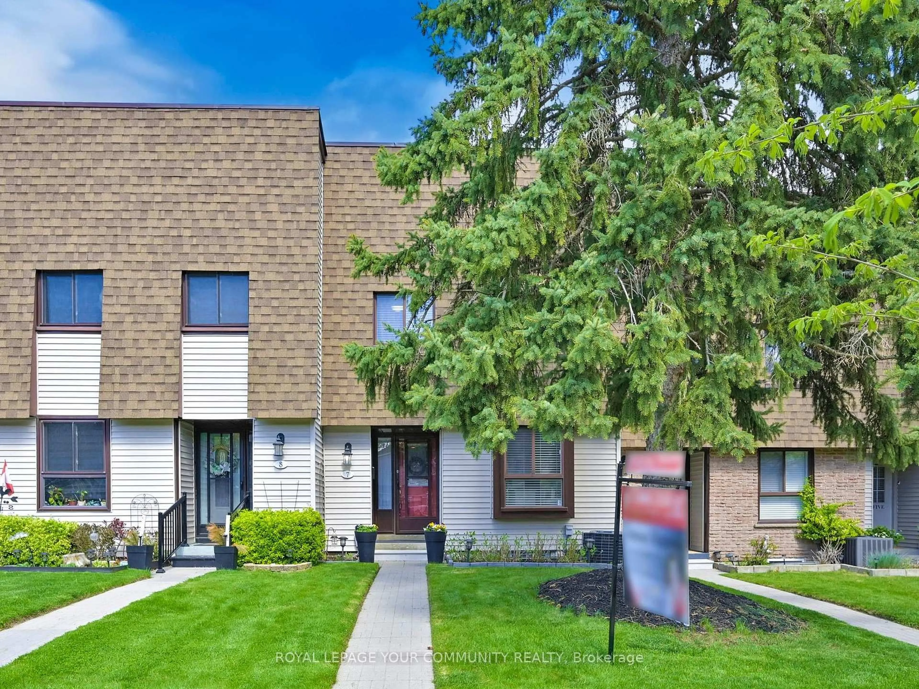 Unknown for 189 Springhead Gdns #7, Richmond Hill Ontario L4C 5C7