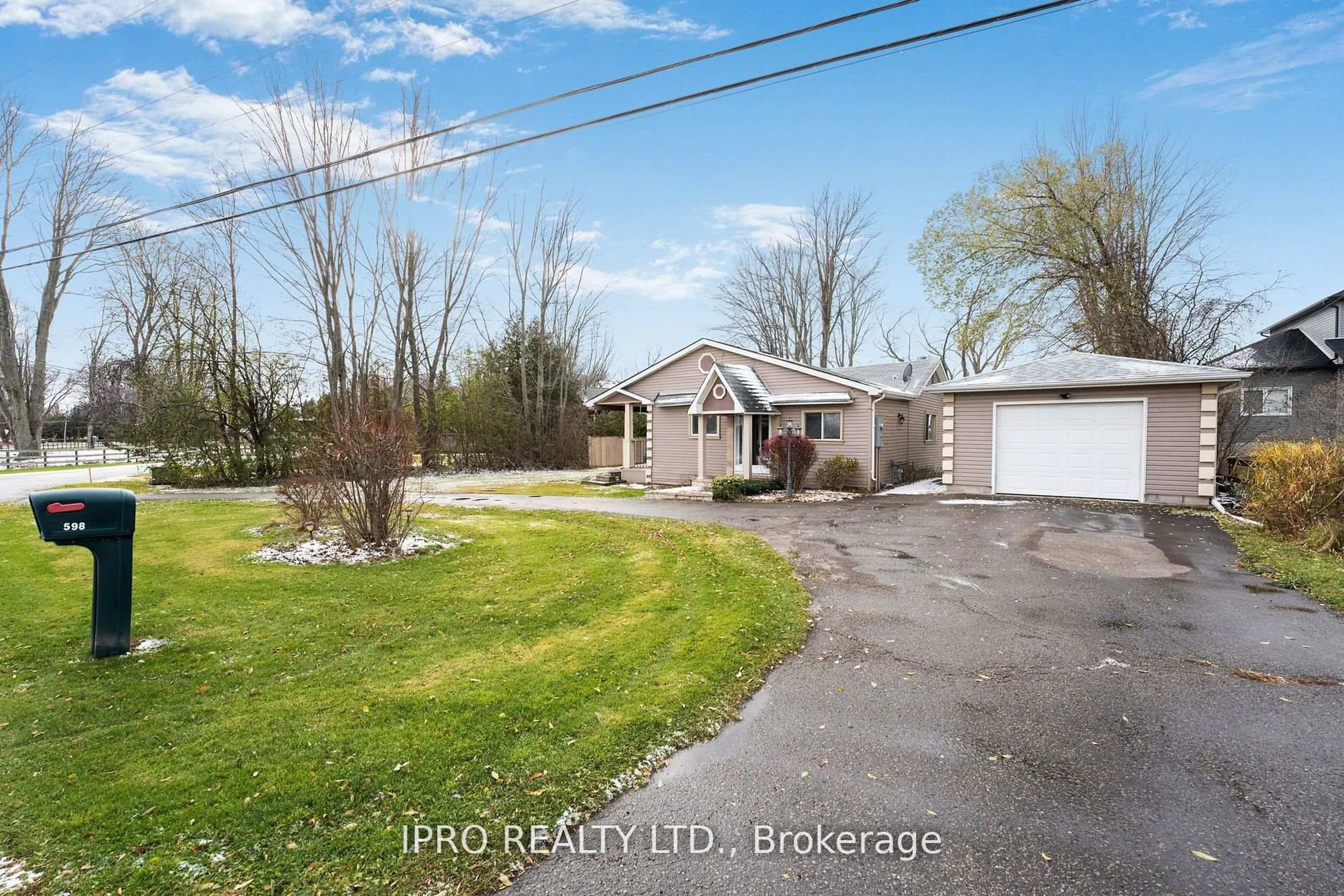 A pic from outside/outdoor area/front of a property/back of a property/a pic from drone, water/lake/river/ocean view for 598 Duclos Point Rd, Georgina Ontario L0E 1N0