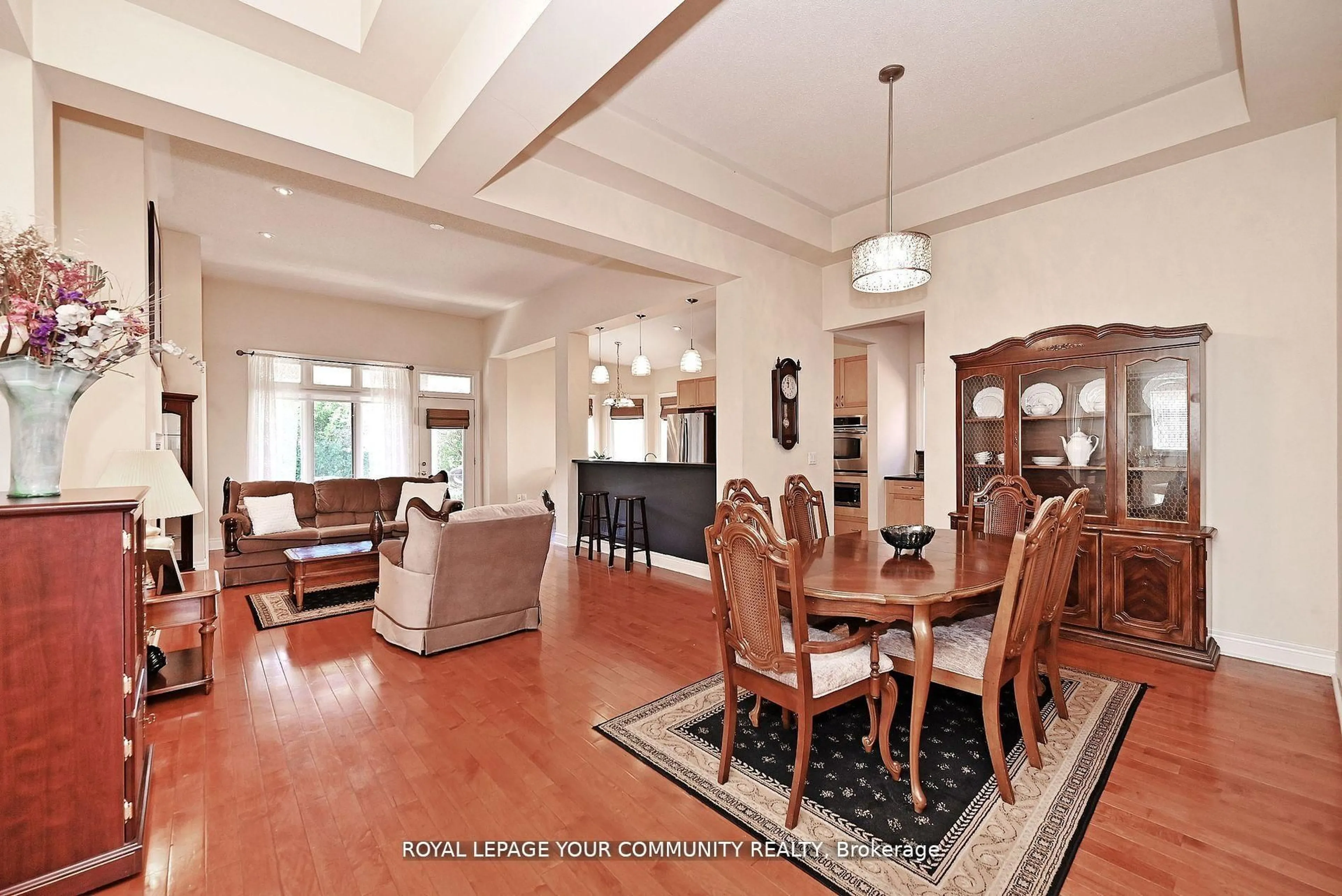Dining room, unknown for 84 Long Stan, Whitchurch-Stouffville Ontario L4A 1P5