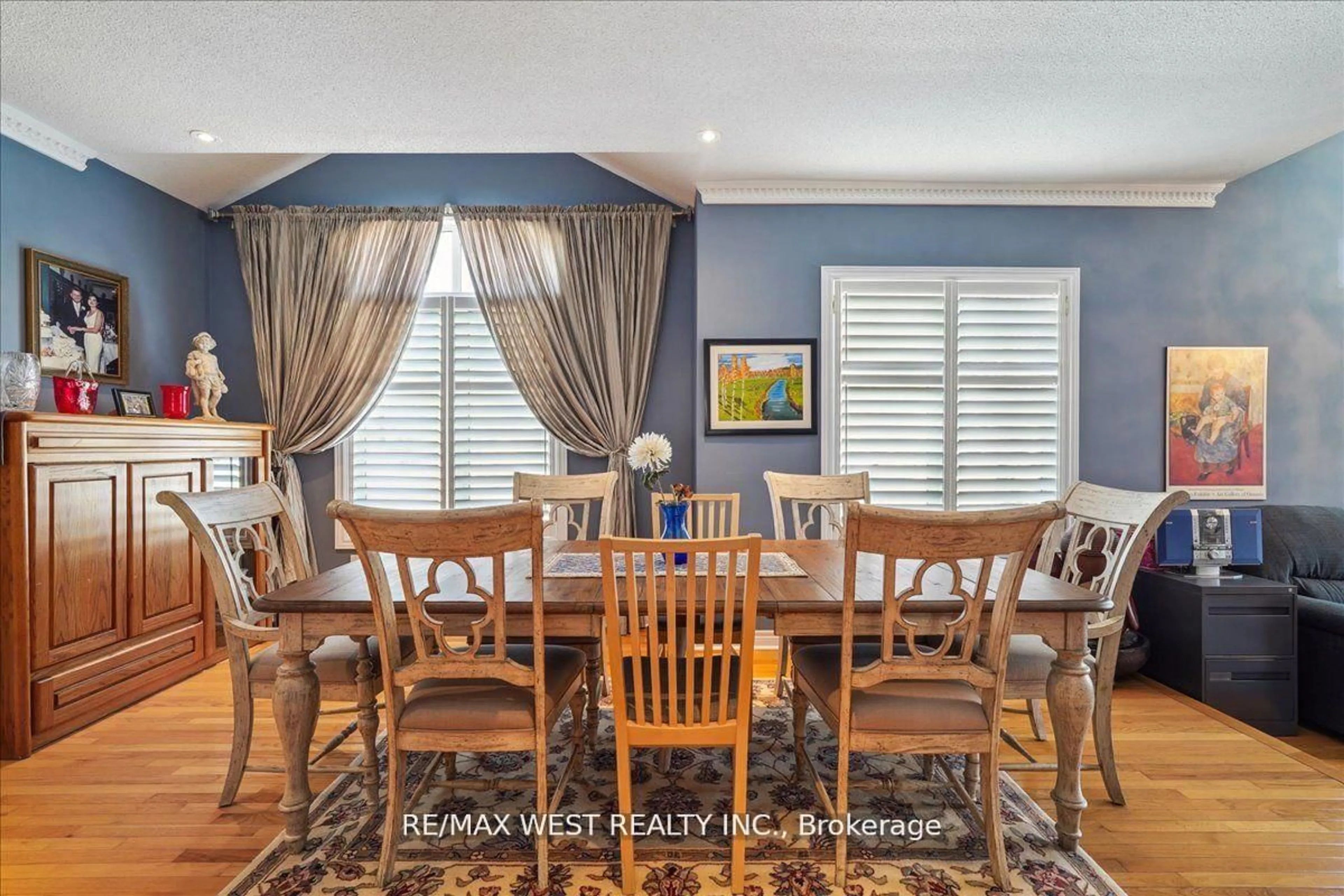 Dining room, unknown for 2 Brookgreene Cres, Richmond Hill Ontario L4C 9W5