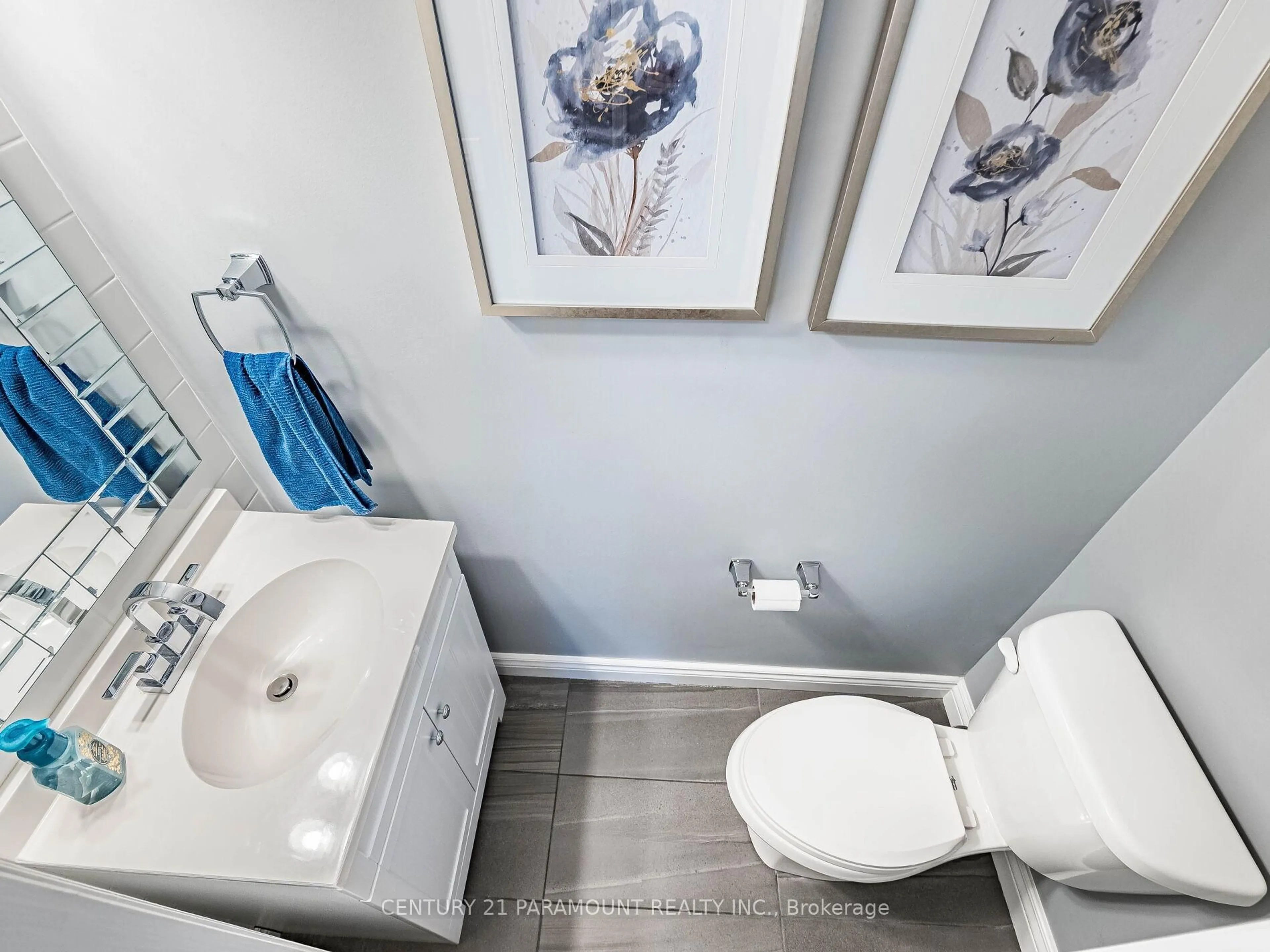 Unknown for 347 John West Way, Aurora Ontario L4G 7J7