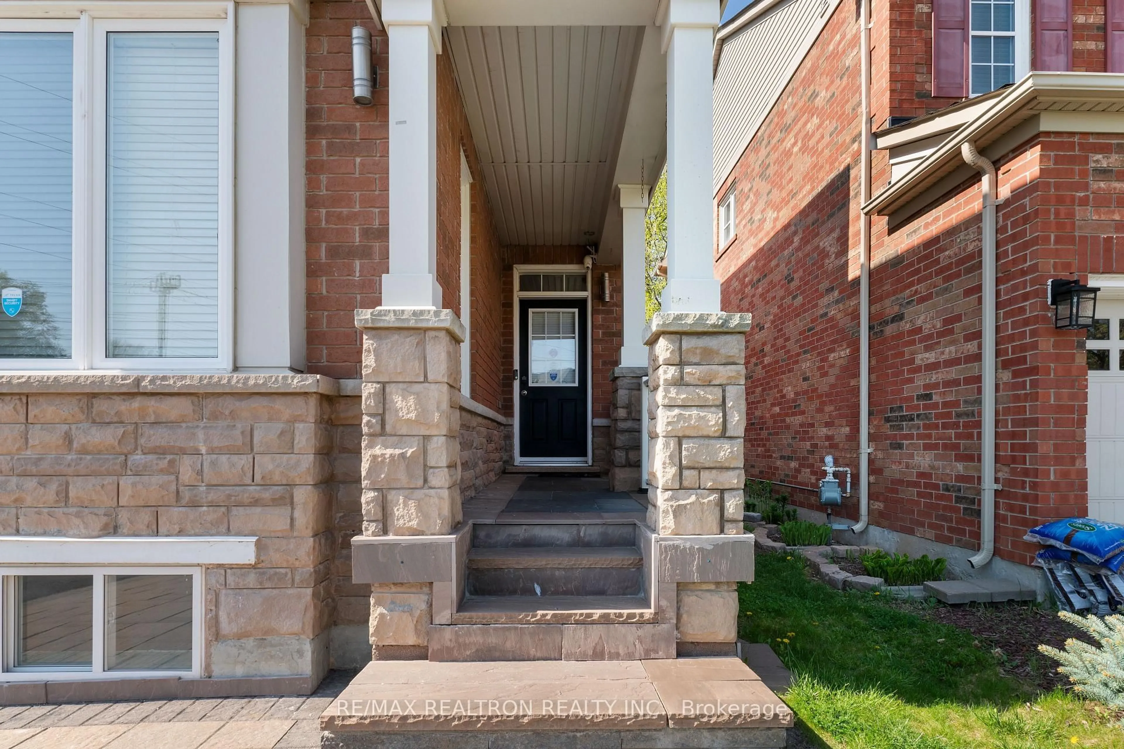Unknown for 355 Cheryl Mews Blvd, Newmarket Ontario L3X 3J7