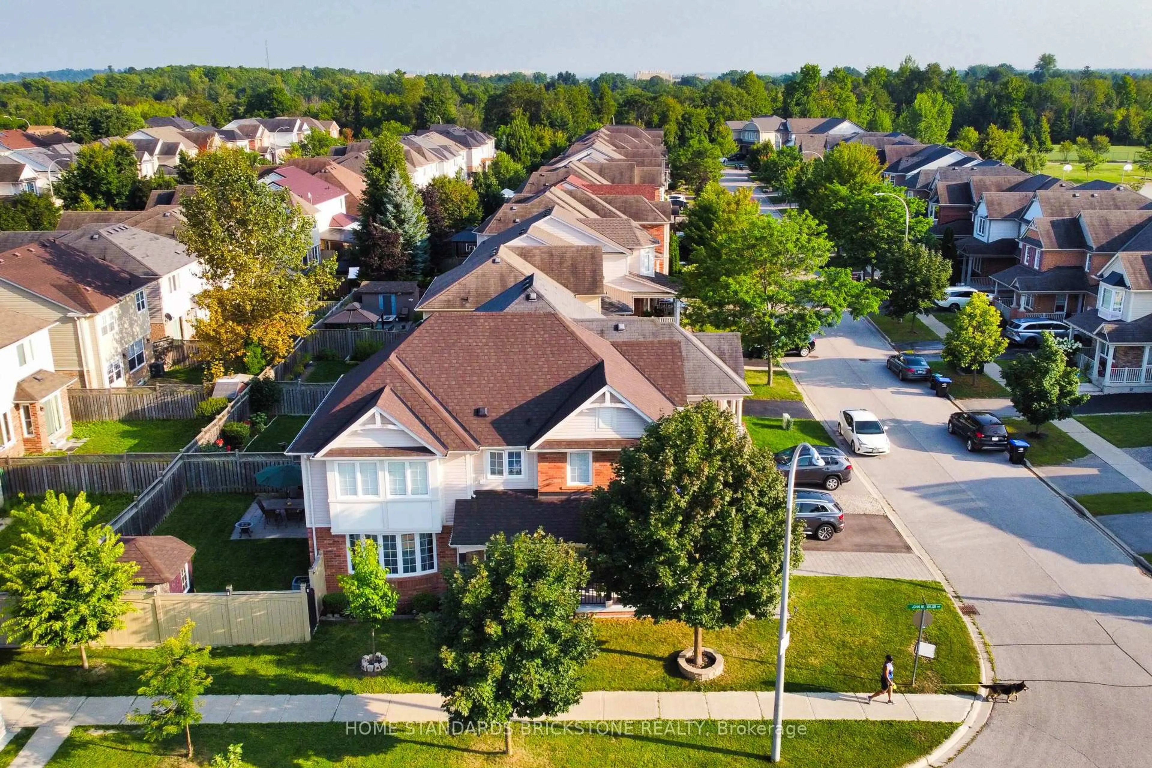A pic from outside/outdoor area/front of a property/back of a property/a pic from drone, street for 74 Nunn Cres, New Tecumseth Ontario L9R 0C6