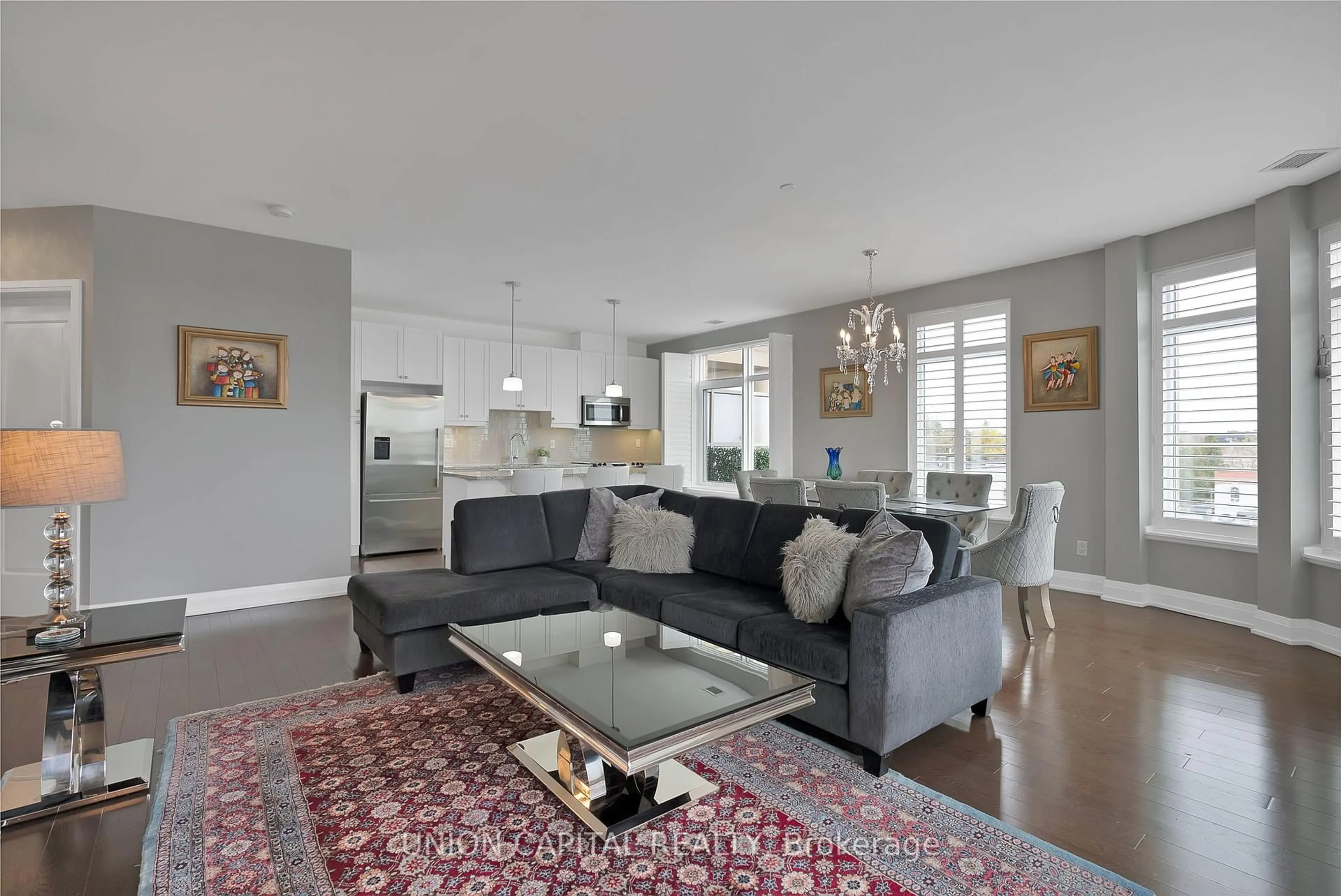 Living room with furniture, unknown for 15277 Yonge St #505, Aurora Ontario L4G 1N6