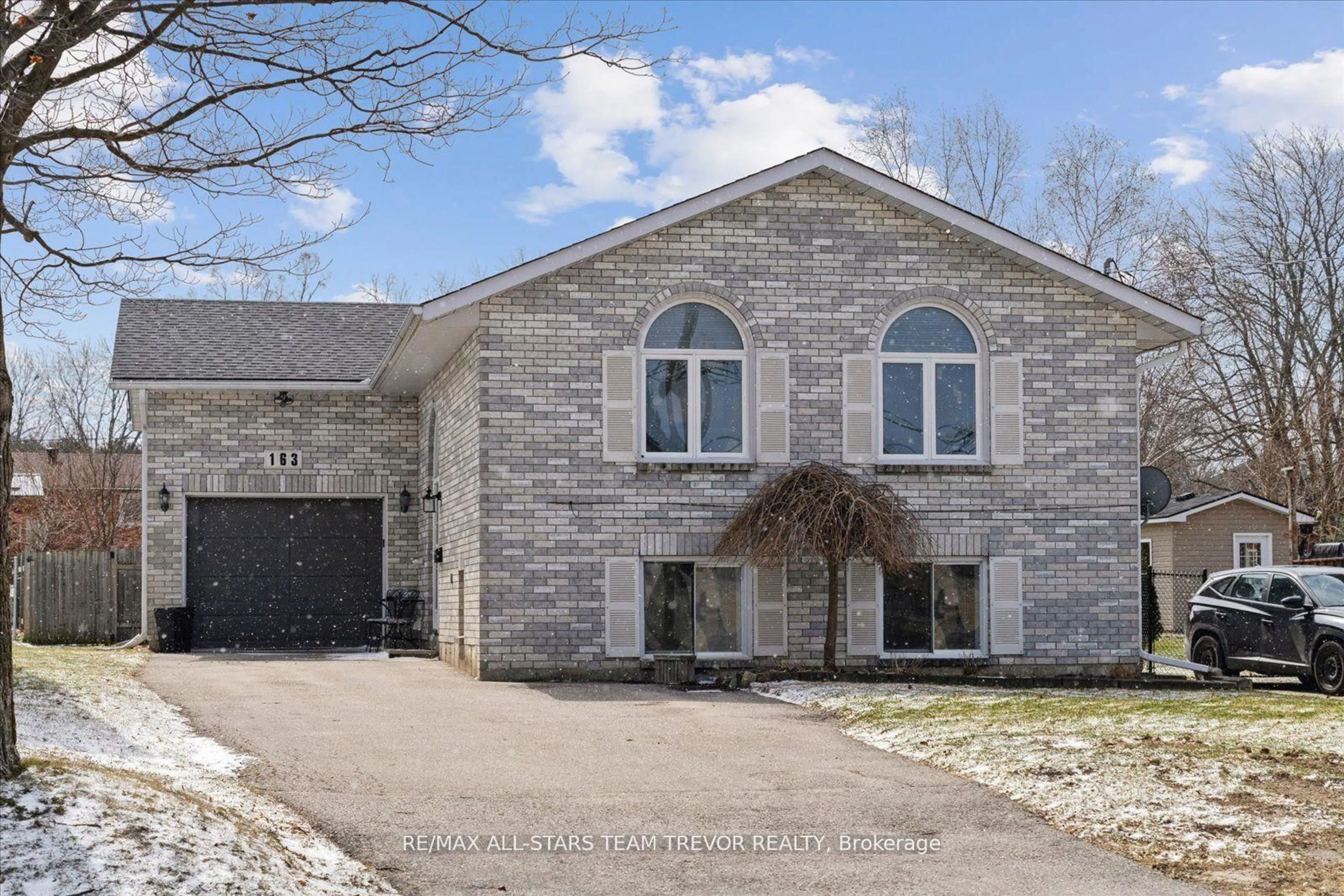 Home with brick exterior material, street for 163 Church St, Georgina Ontario L4P 1J4