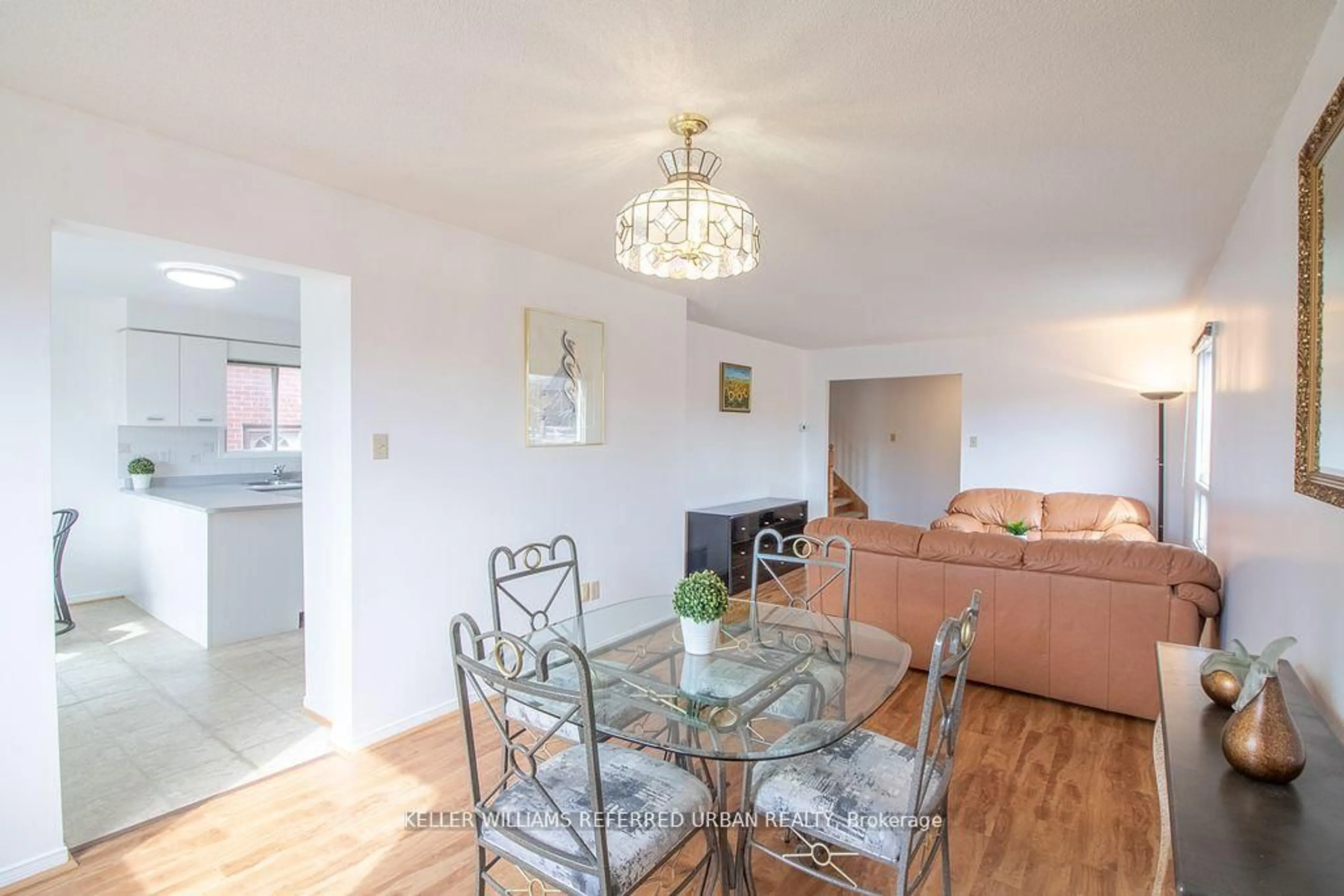Dining room, wood/laminate floor for 2 Price St, Richmond Hill Ontario L4S 1E1