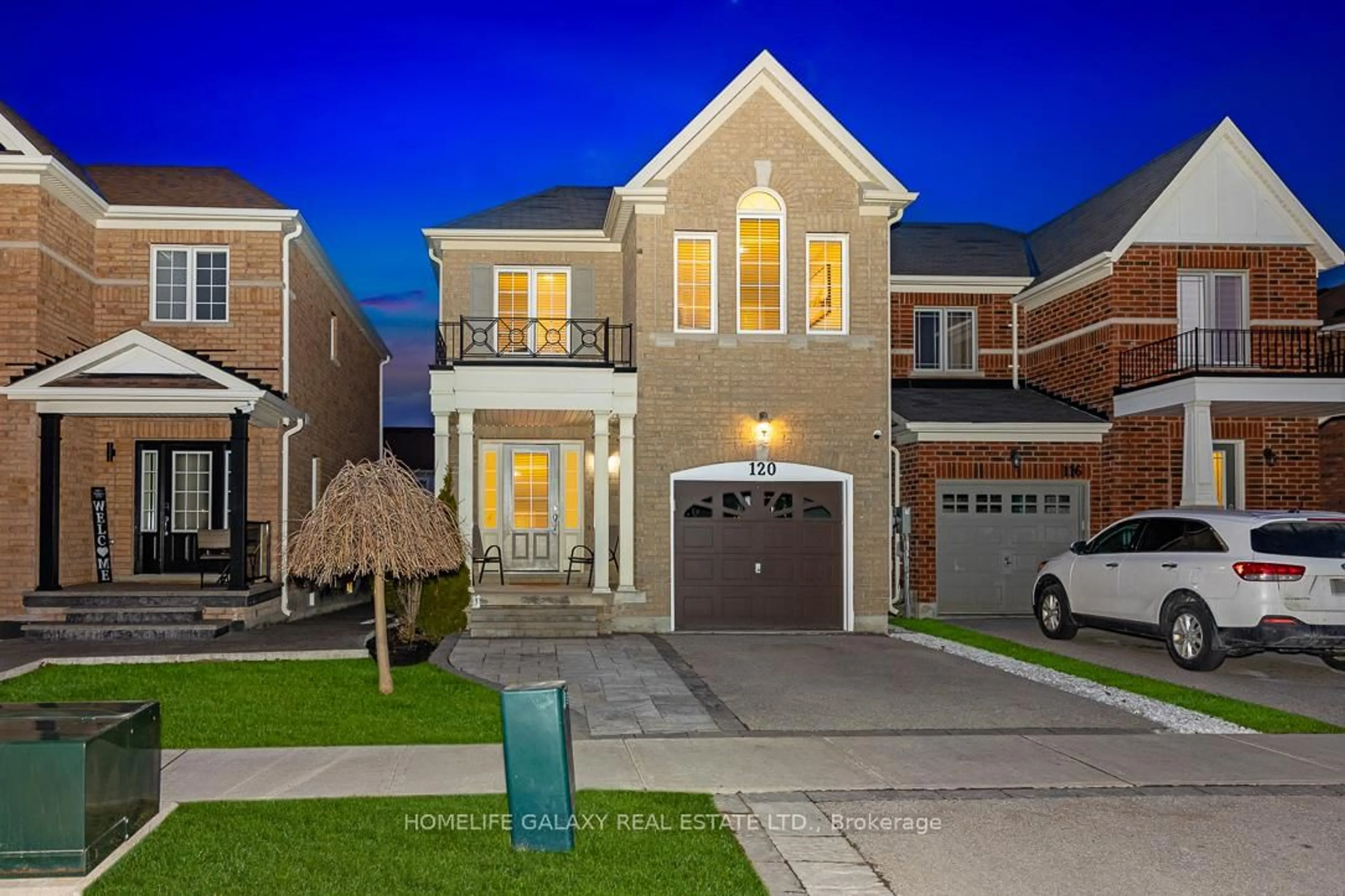 Home with brick exterior material, street for 120 Rutherford Rd, Bradford West Gwillimbury Ontario L3Z 0P6