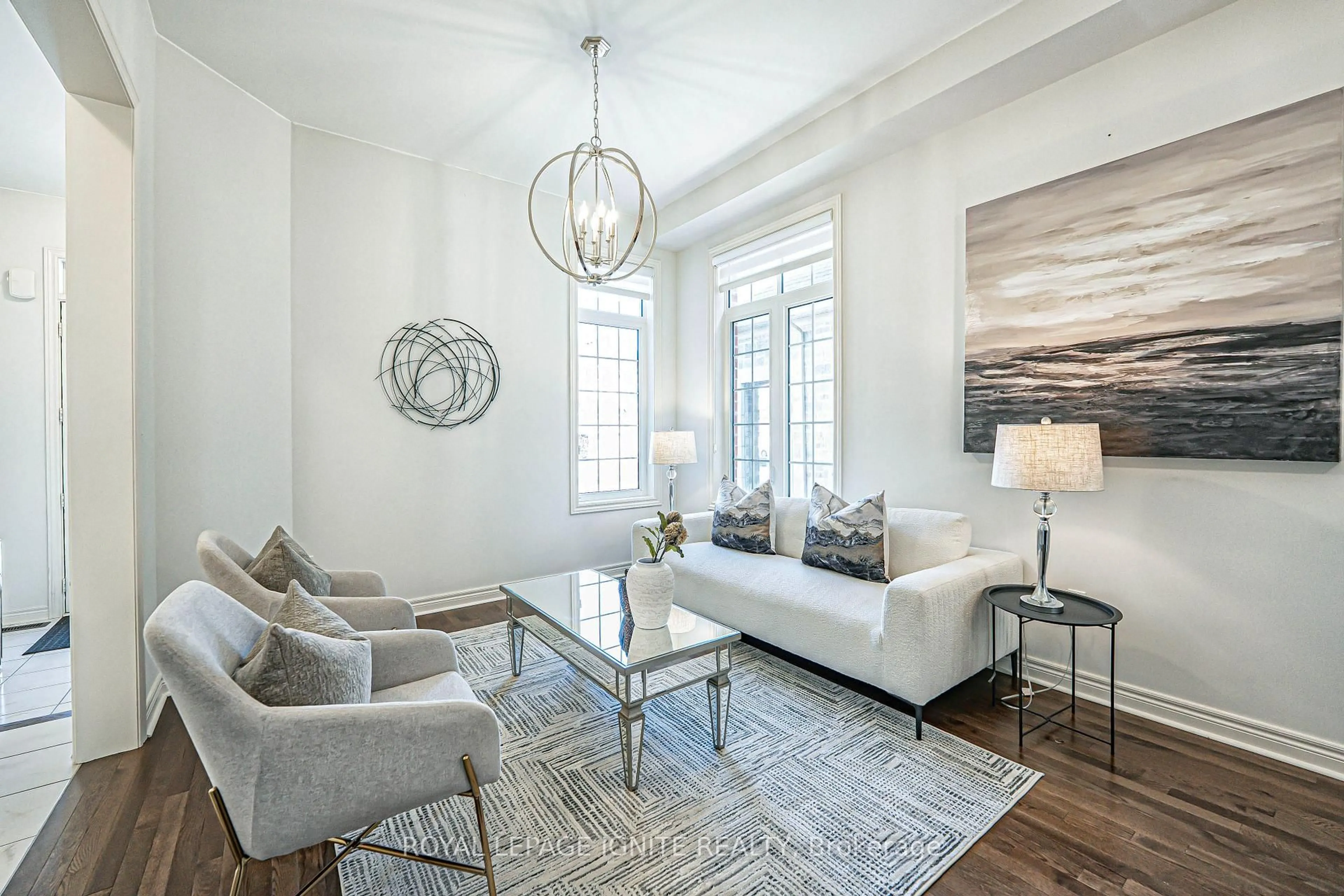Living room with furniture, unknown for 28 Lewis Ave, Bradford West Gwillimbury Ontario L3Z 0W9