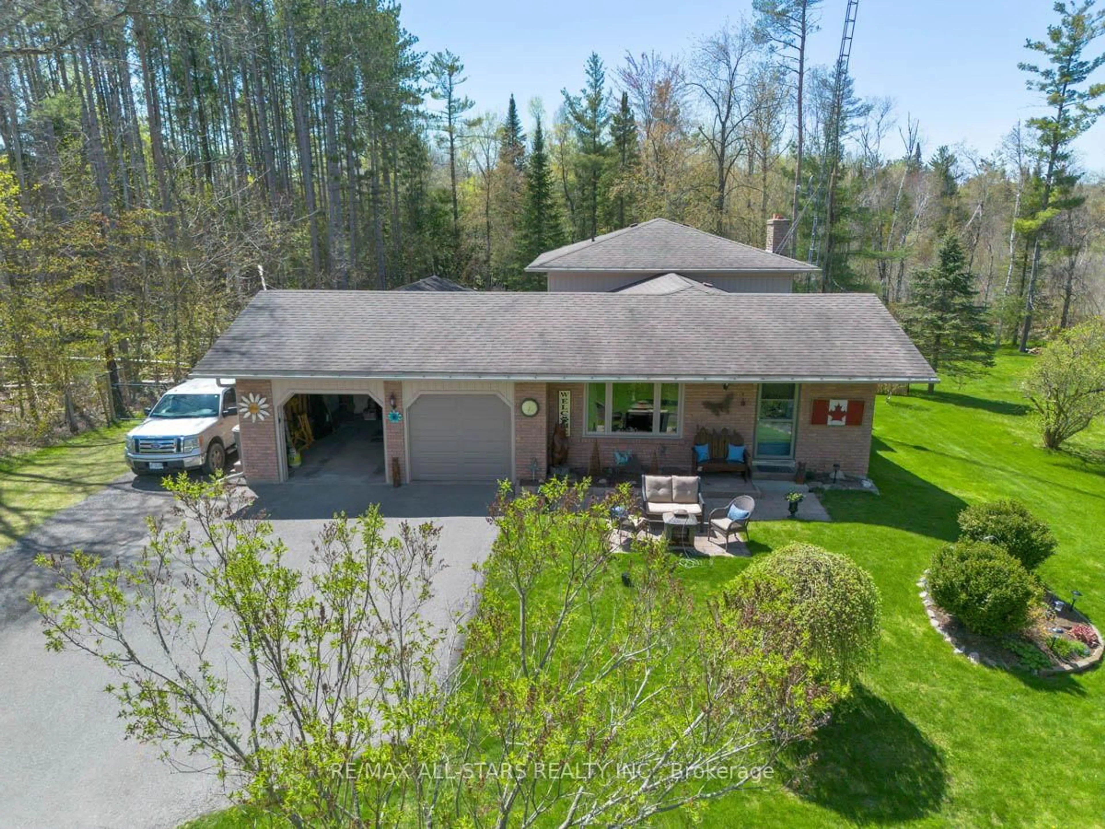 A pic from outside/outdoor area/front of a property/back of a property/a pic from drone, unknown for 44 Blackwater Rd, Brock Ontario L0C 1H0