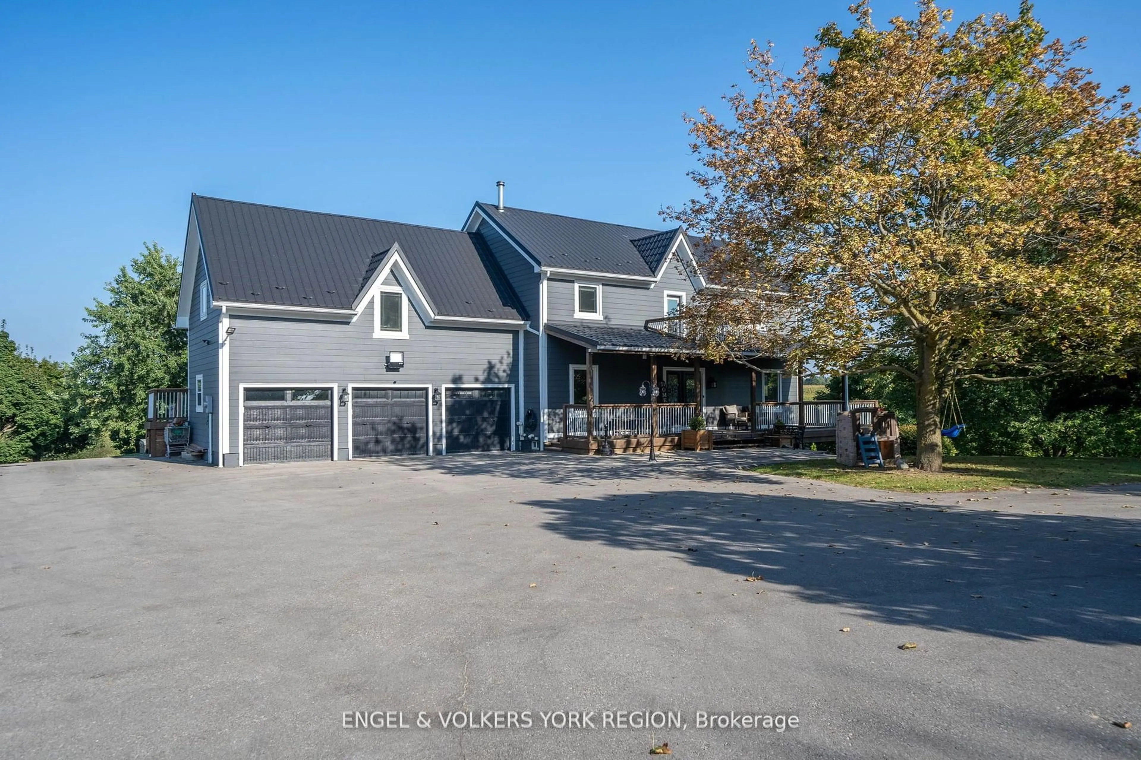 A pic from outside/outdoor area/front of a property/back of a property/a pic from drone, unknown for 16455 10th Concession, King Ontario L0G 1T0