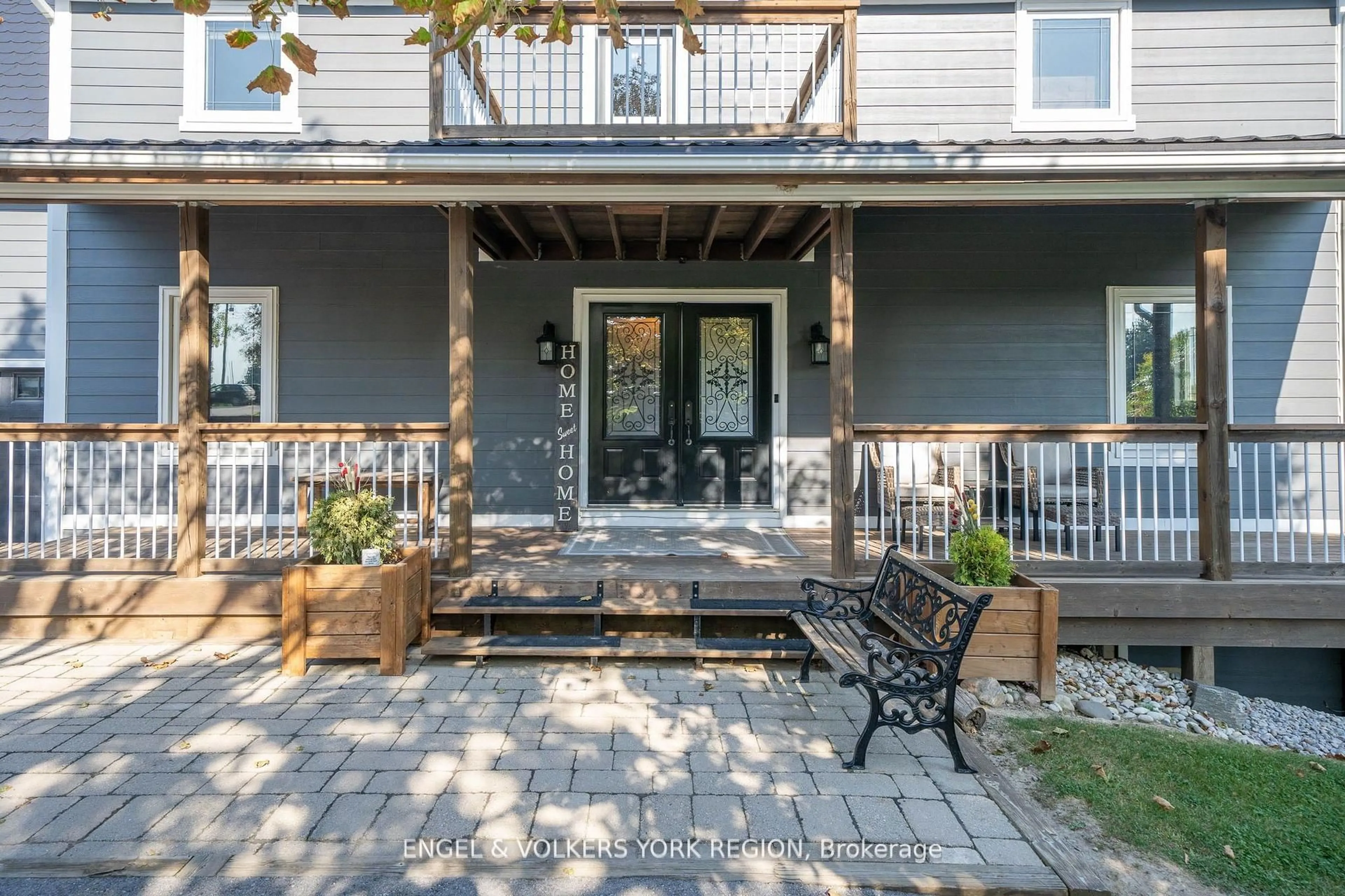 Patio, street for 16455 10th Concession, King Ontario L0G 1T0
