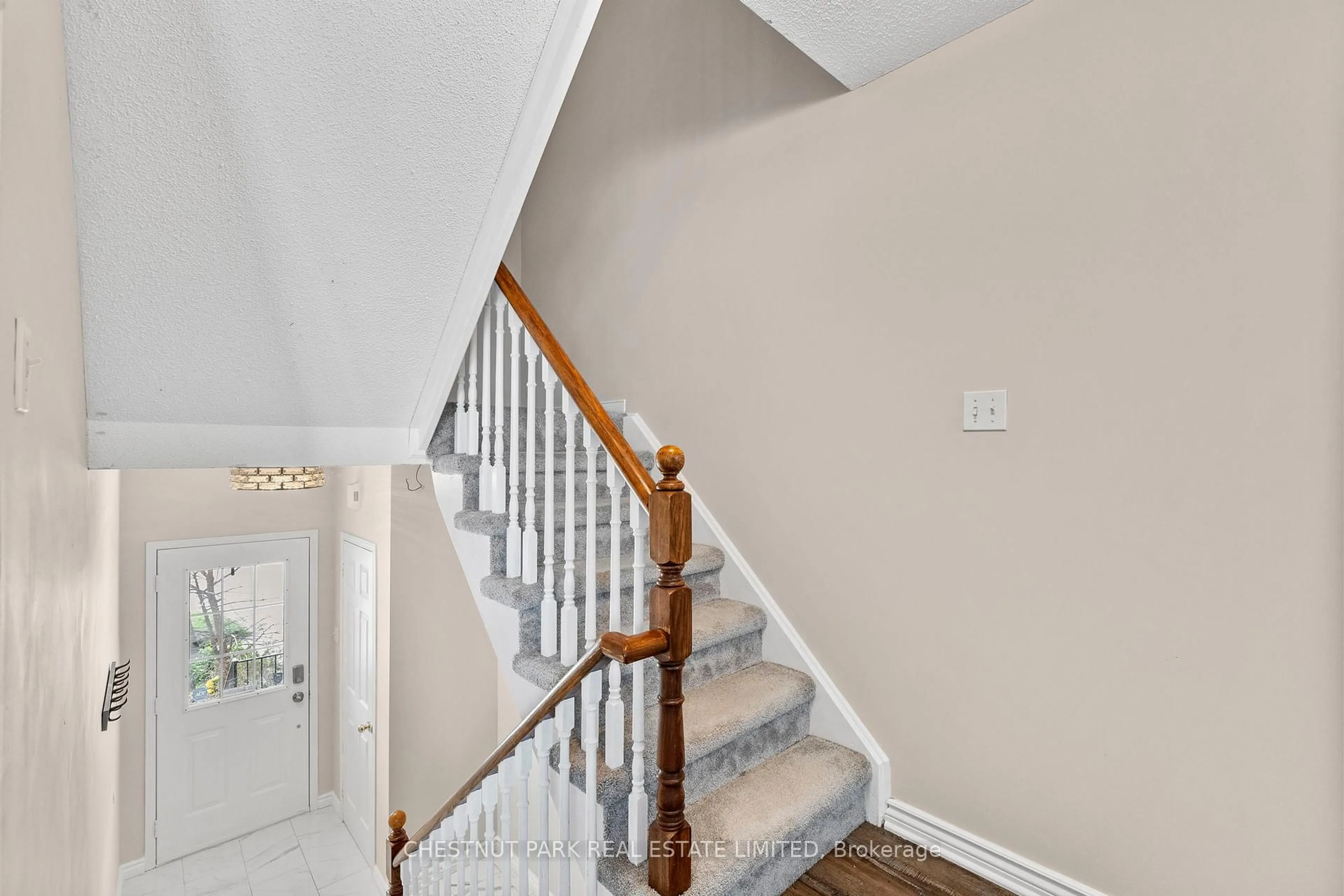 Stairs for 67 Hattie Crt, Georgina Ontario L4P 3Z8