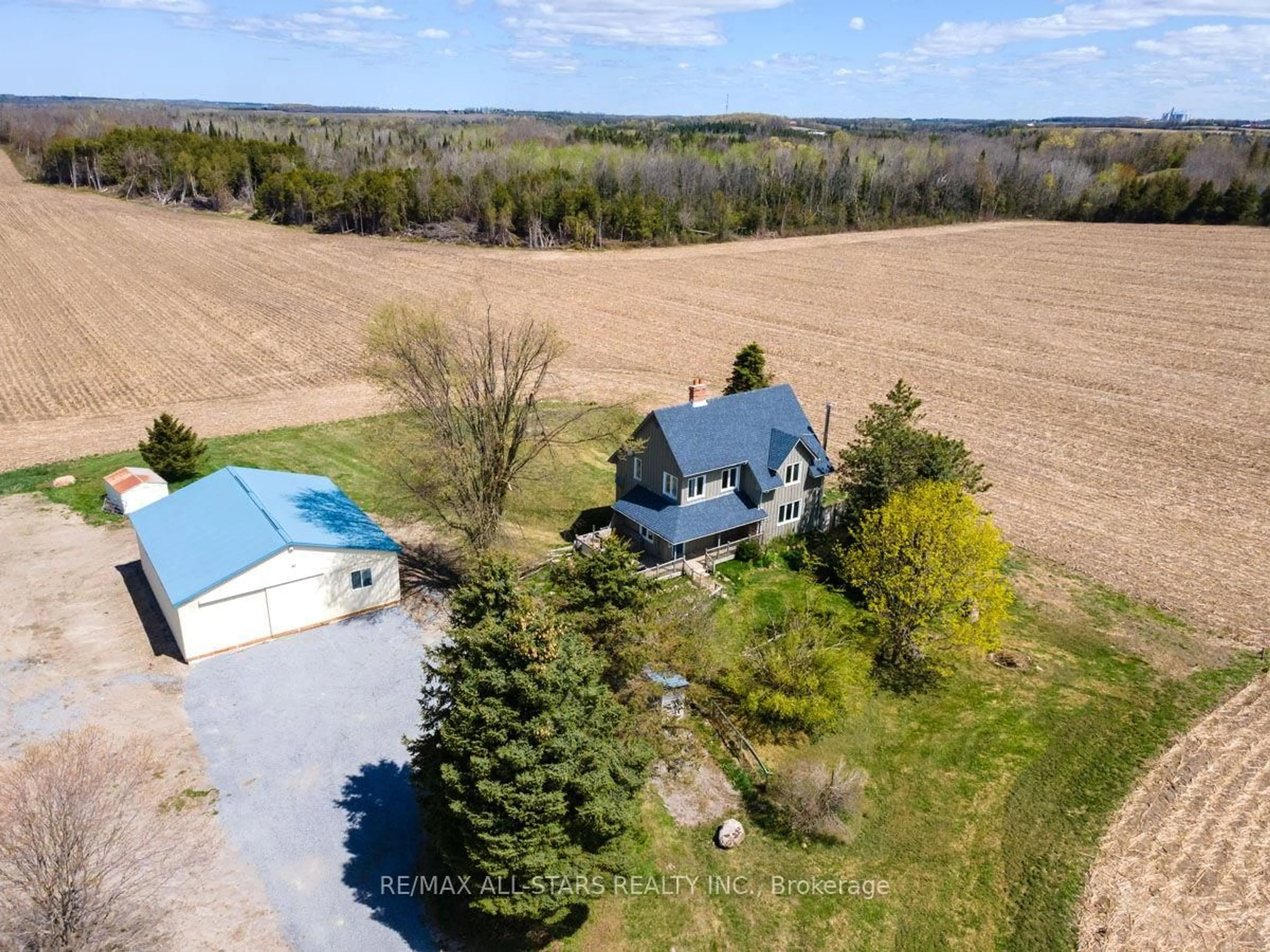 A pic from outside/outdoor area/front of a property/back of a property/a pic from drone, unknown for 1705 Brock Concession 7 N/A, Brock Ontario L0C 1H0
