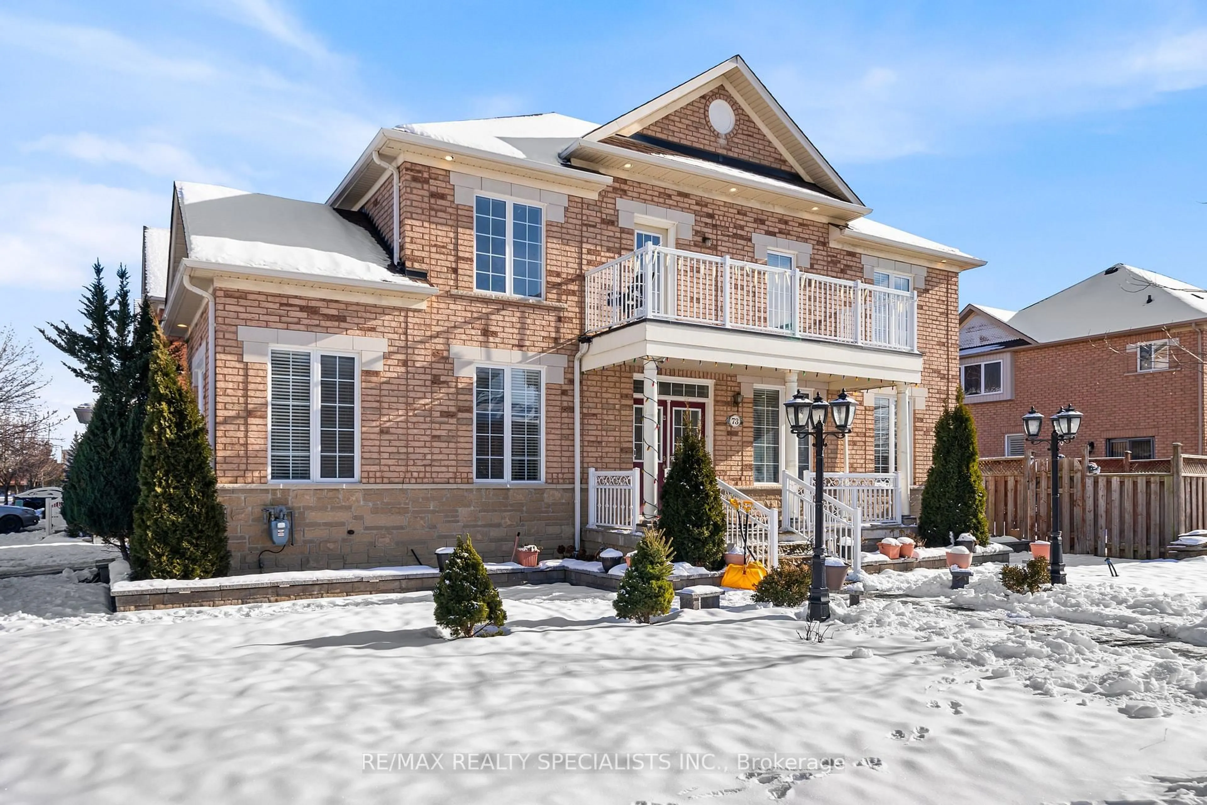 Home with brick exterior material, street for 73 Hollywood Hill Circ, Vaughan Ontario L4H 2P4