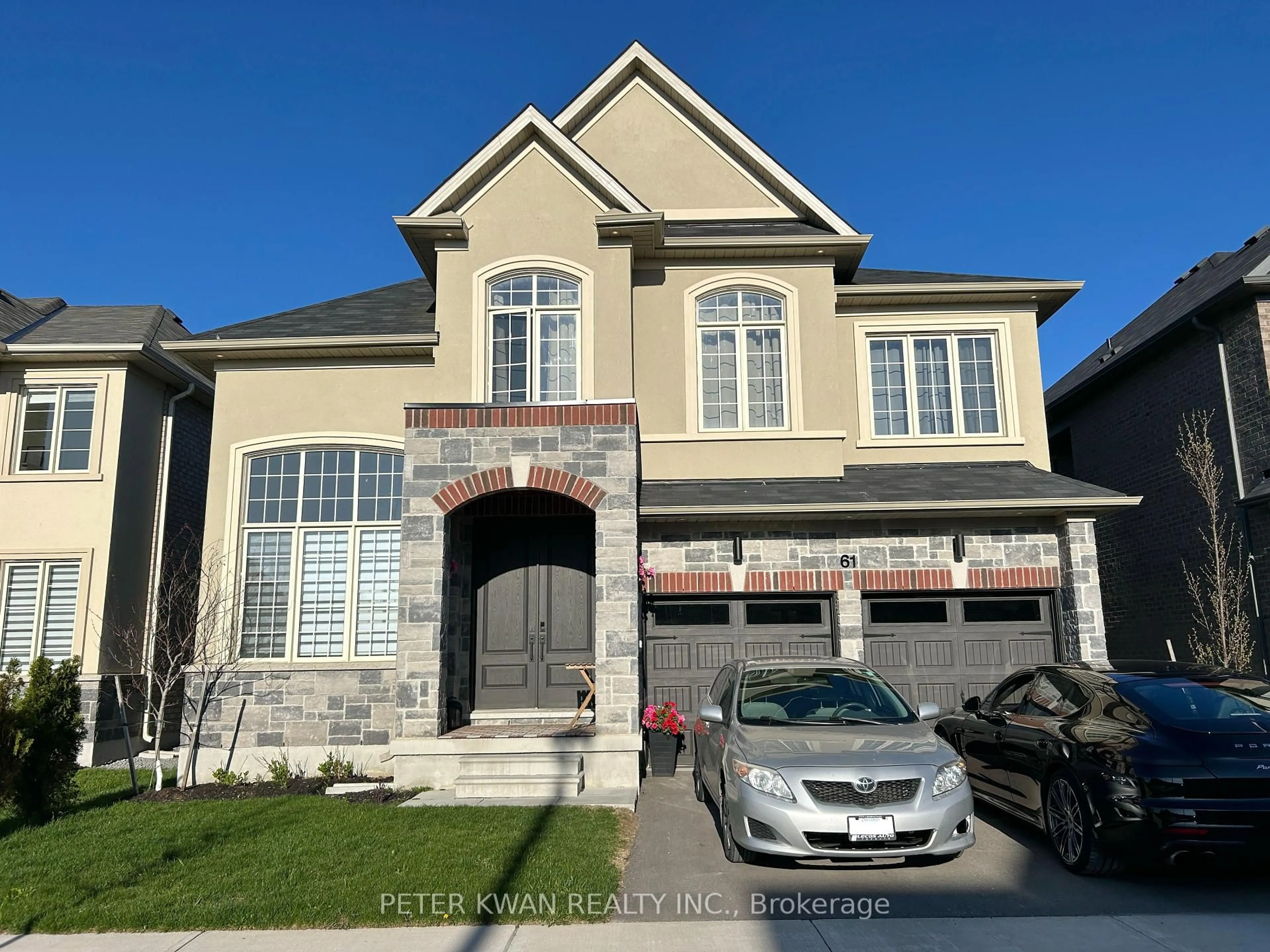 Home with brick exterior material, street for 61 Strathgreen Lane, Georgina Ontario L4P 0J3