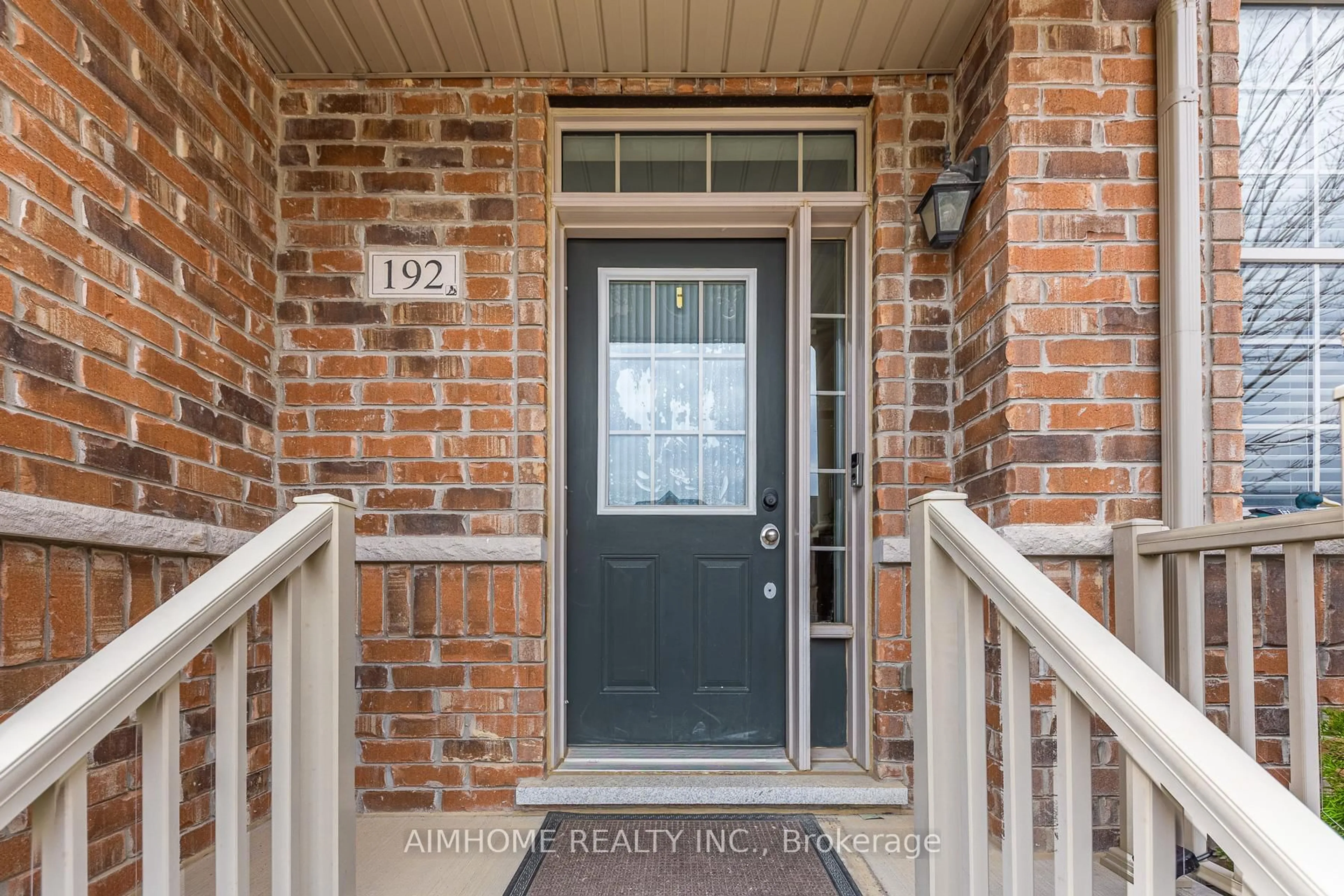 Indoor entryway for 192 East's Corners Blvd, Vaughan Ontario L4H 4H3