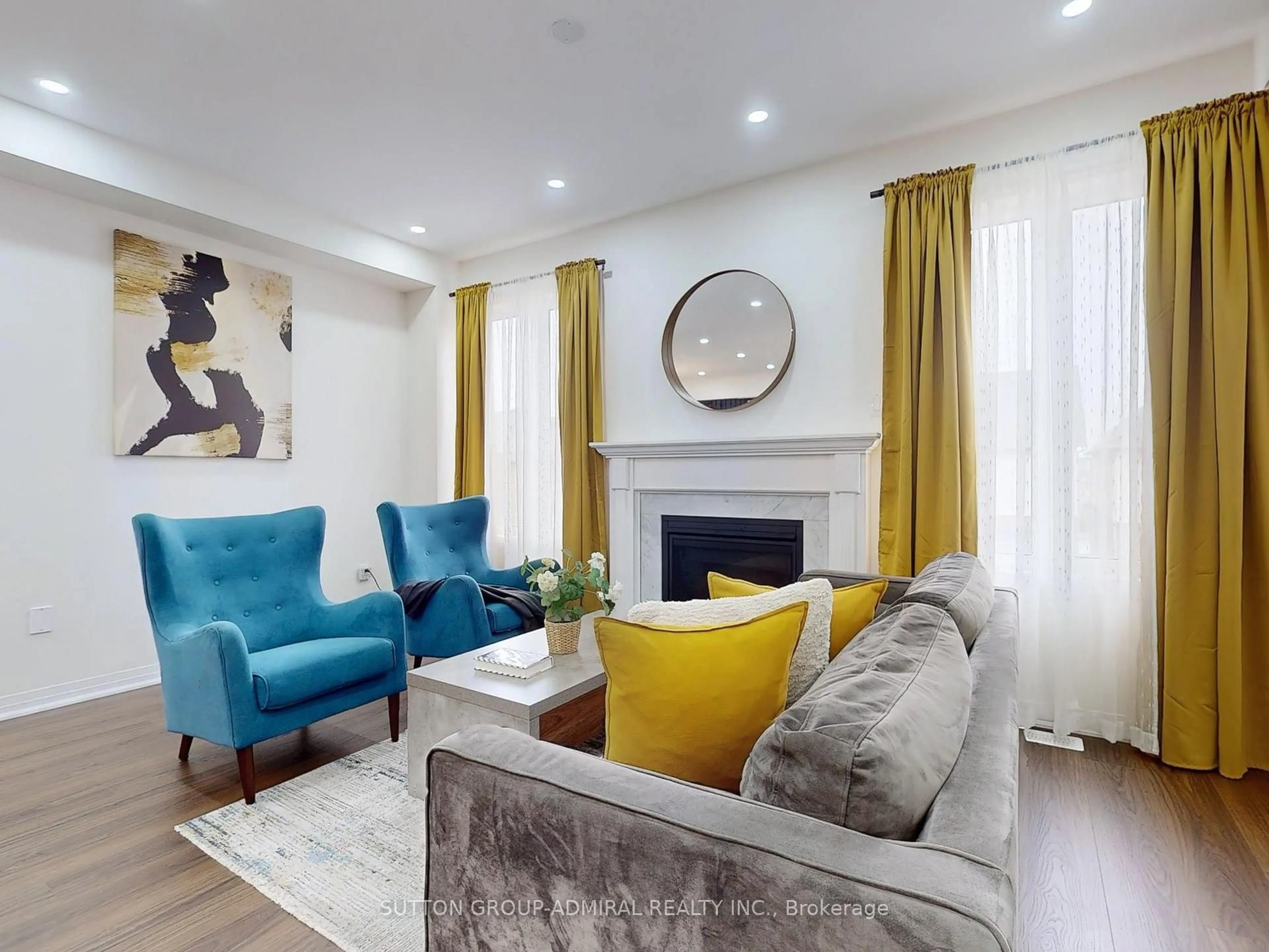 Living room with furniture, unknown for 22 Casserley Cres, New Tecumseth Ontario L0G 1W0