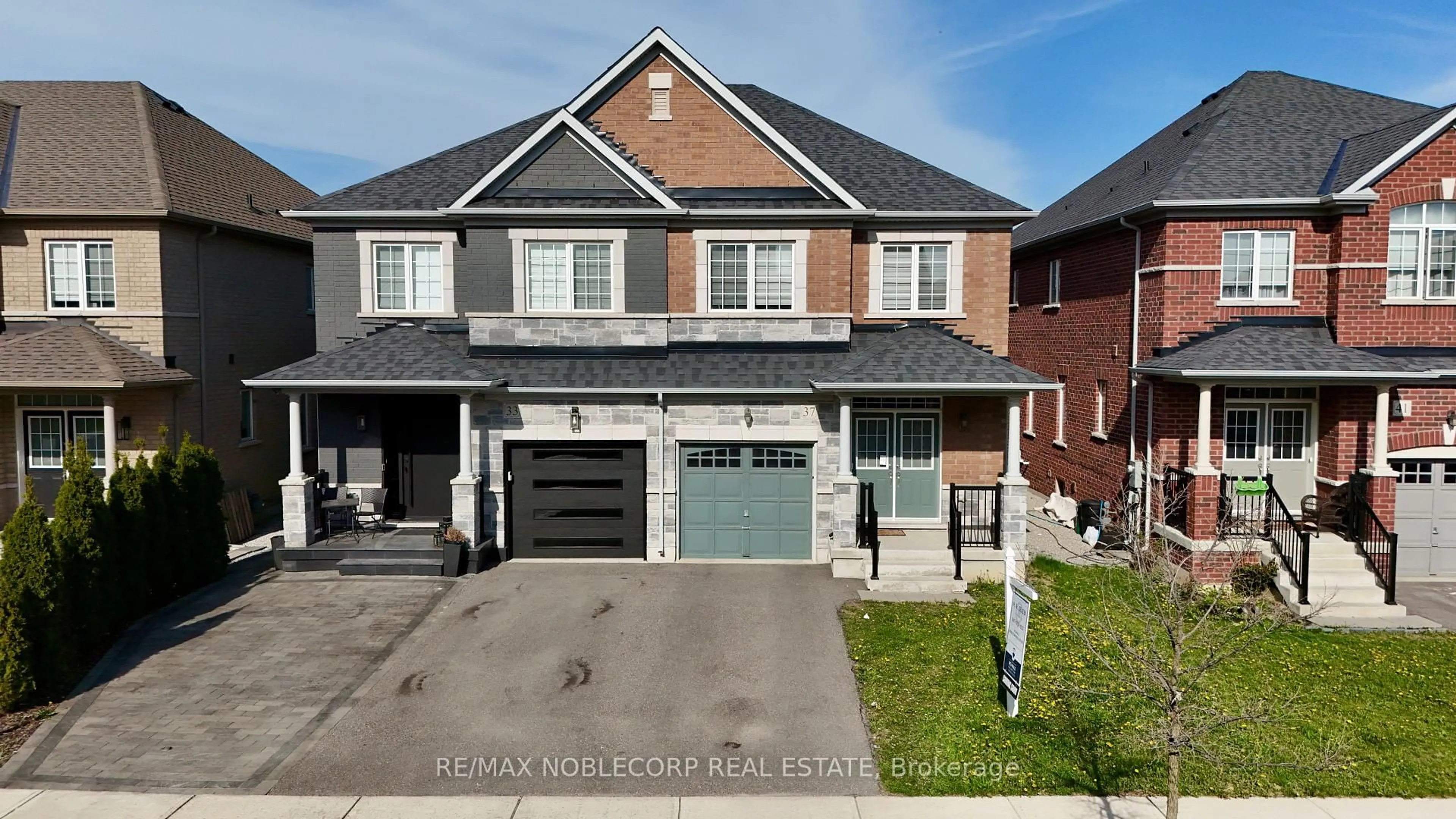 Home with brick exterior material, street for 37 Velia Crt, Vaughan Ontario L4H 4S5