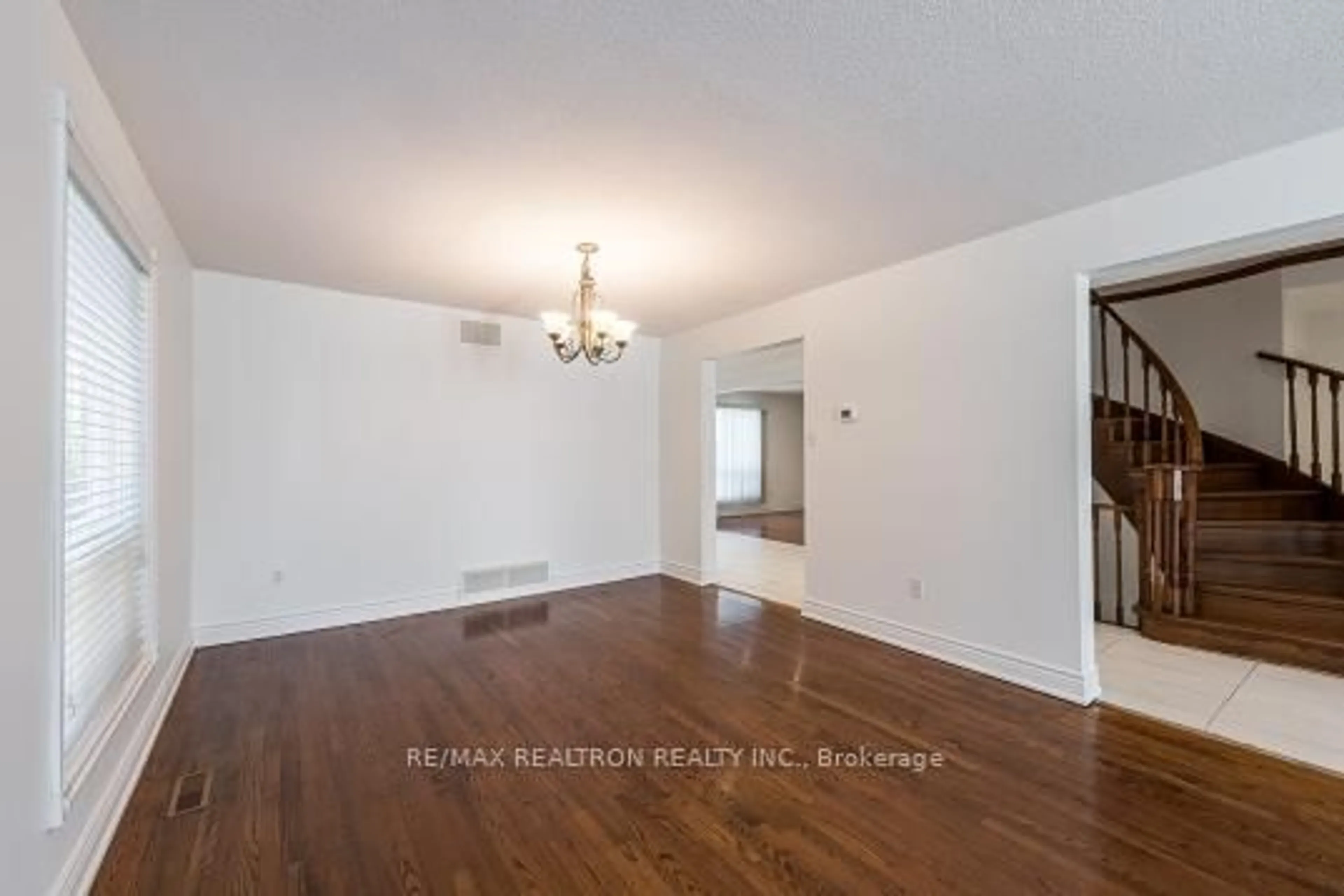 A pic of a room for 550 York Hill Blvd, Vaughan Ontario L4J 5K7