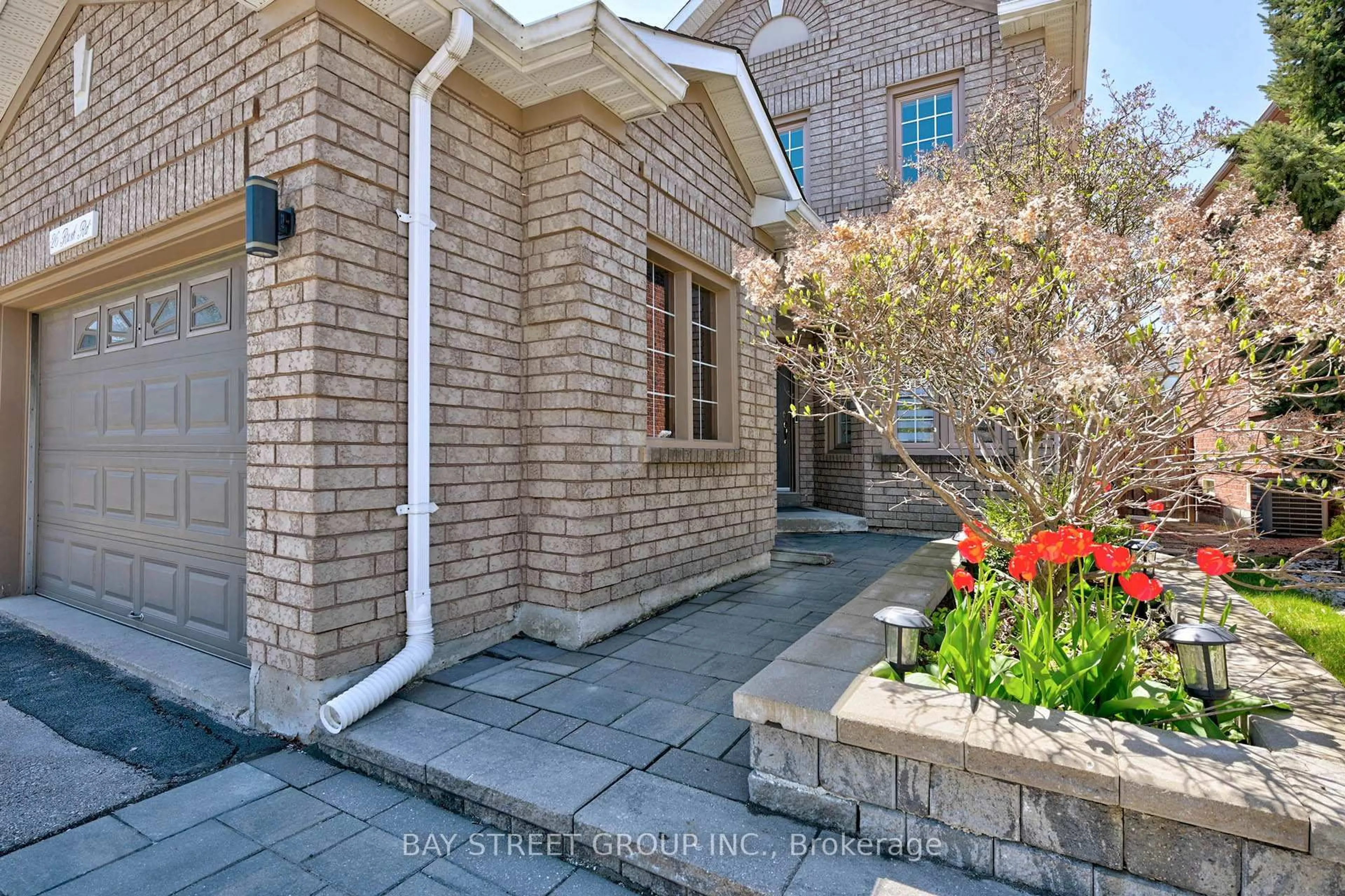 Unknown for 26 Rush Rd, Aurora Ontario L4G 7G3