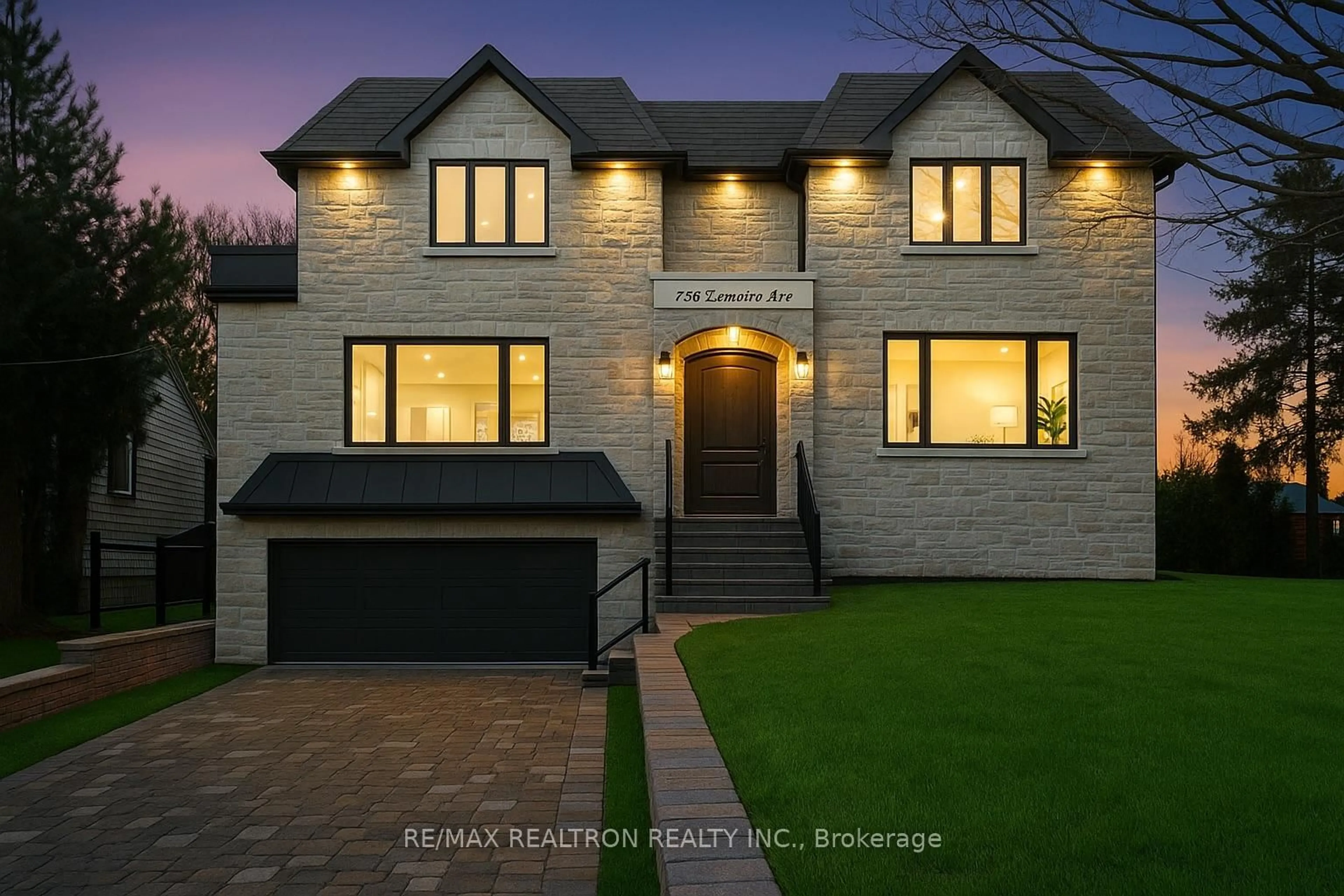 Home with brick exterior material, street for 256 Lennox Ave, Richmond Hill Ontario L4C 2A6