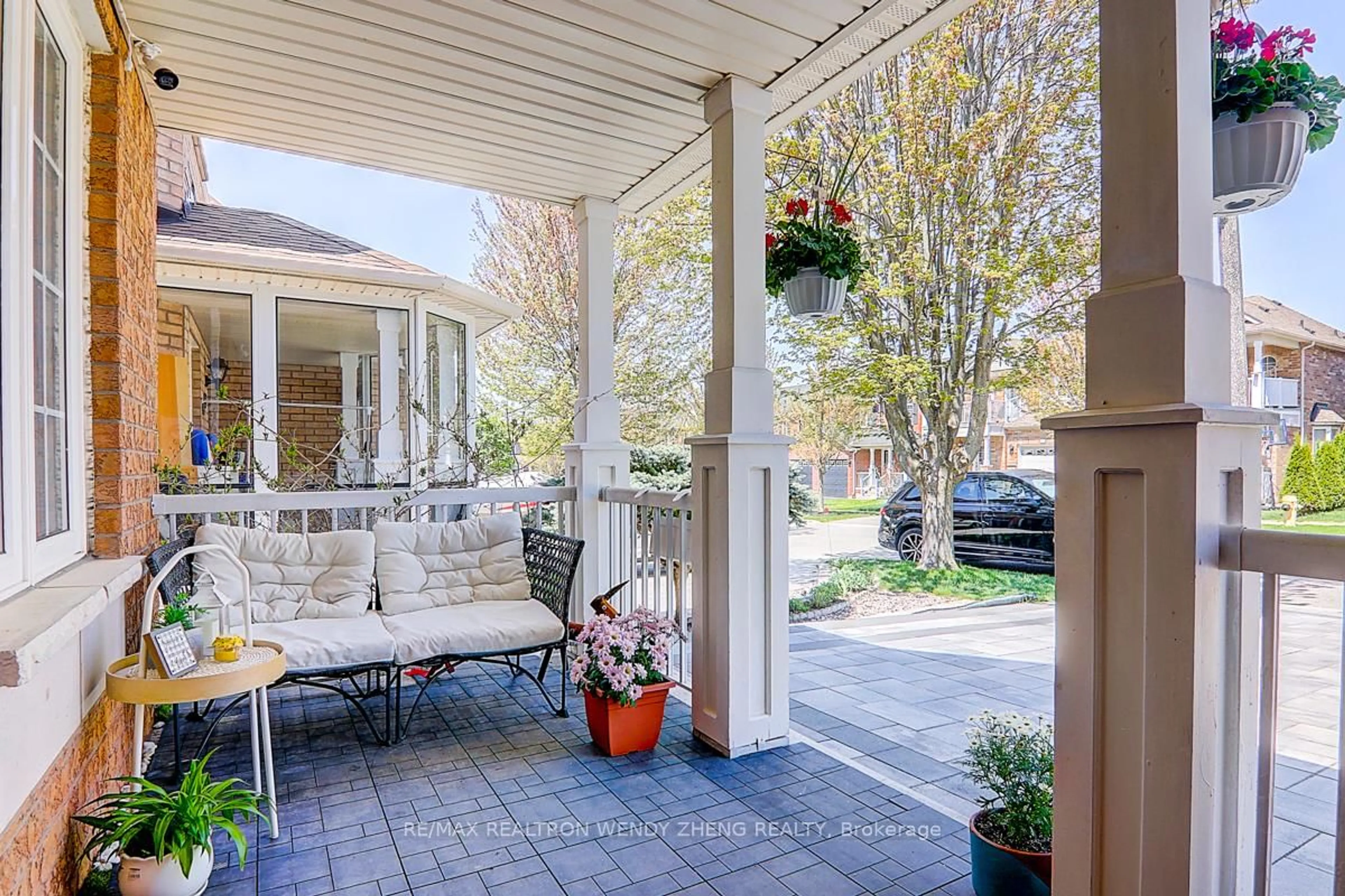 Patio, street for 15 Autumnglen Rd, Markham Ontario L6E 1V1