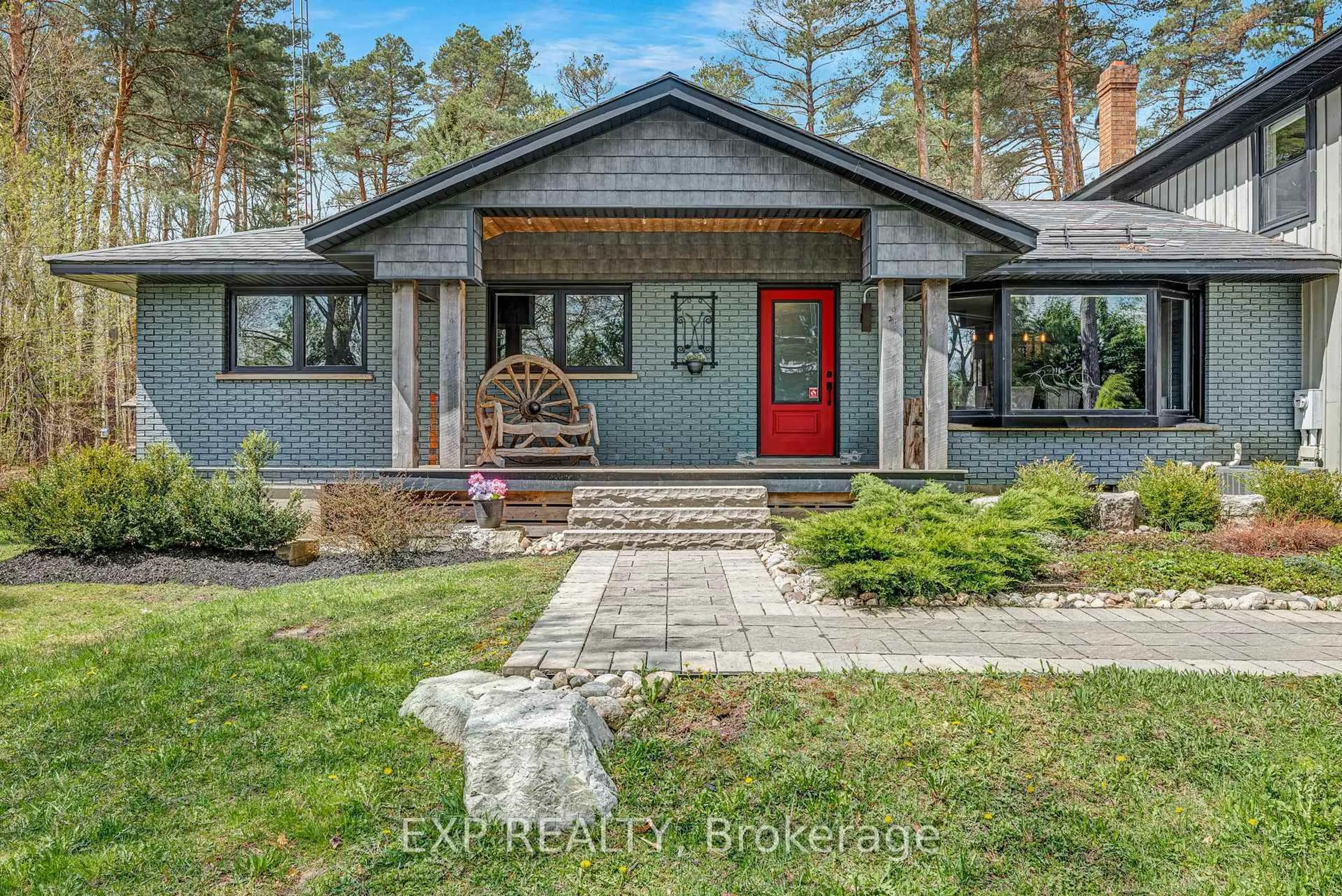 Indoor entryway for 4580 Concession 6 Rd, Uxbridge Ontario L9P 0K7