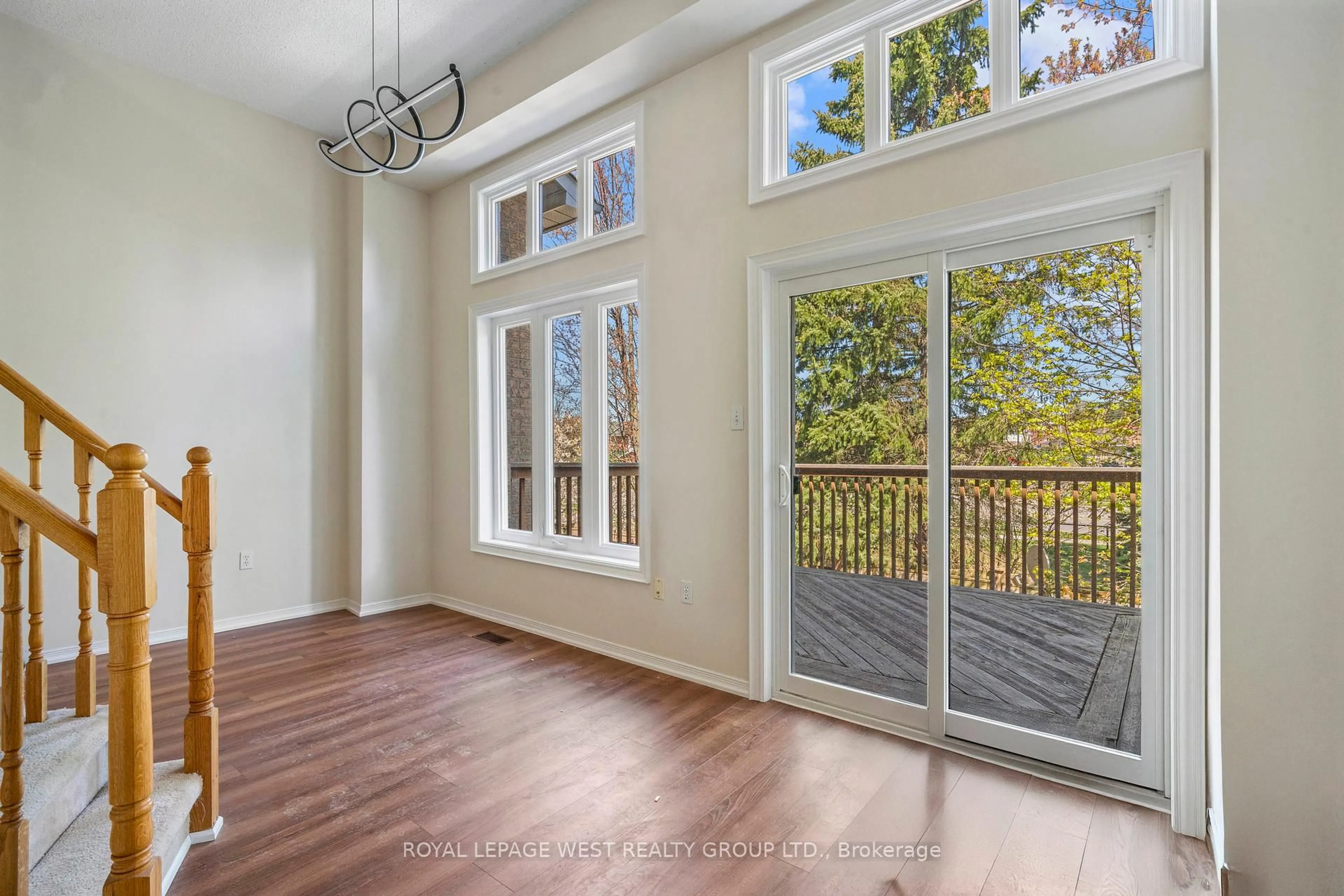 Unknown for 353 Riddell Crt #2, Newmarket Ontario L3Y 8M8