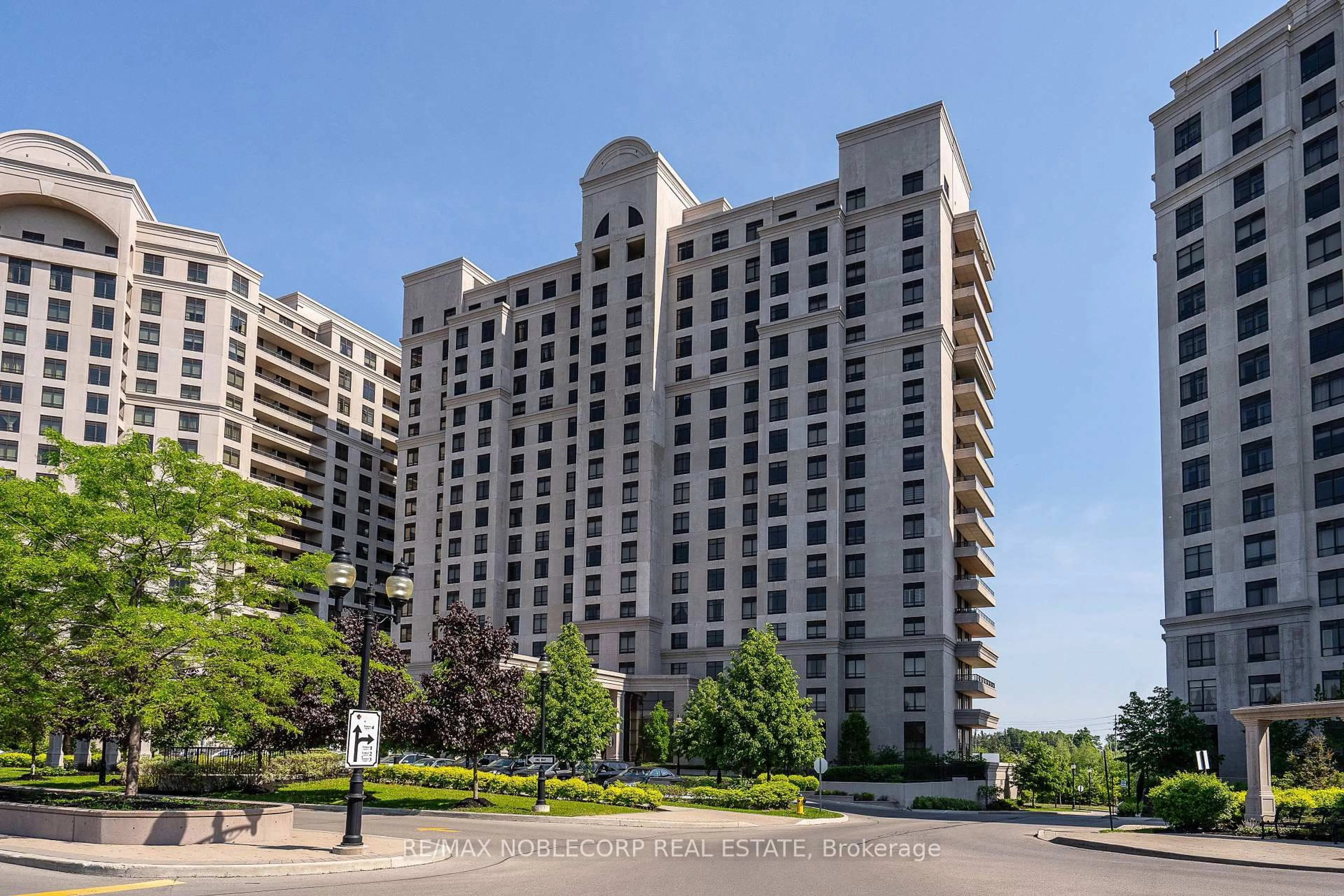 Unknown for 9245 Jane St #1515, Vaughan Ontario L6A 0J9