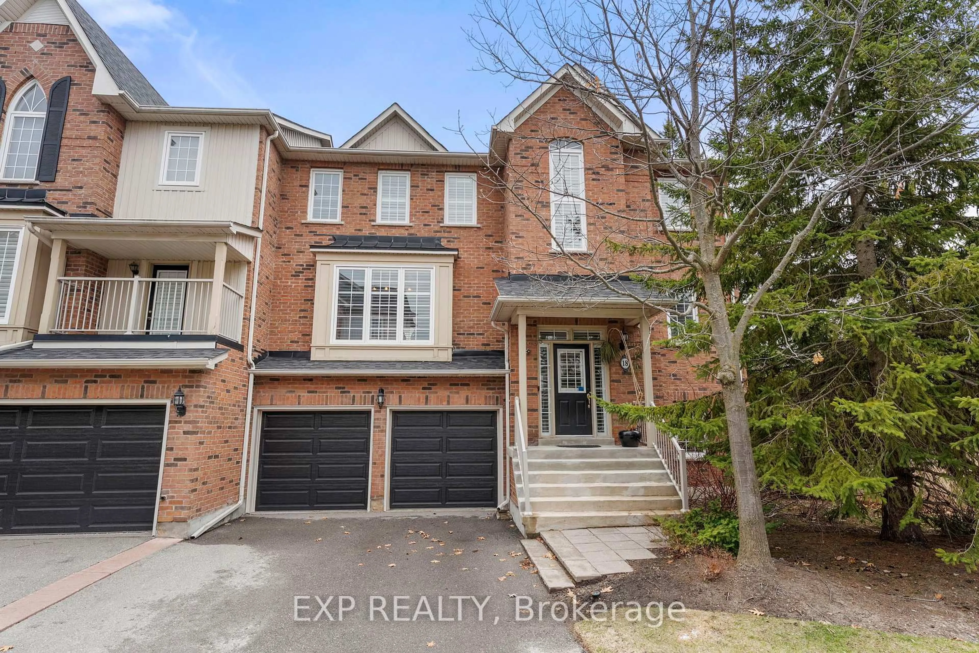 Home with brick exterior material, street for 100 Elgin Mills Rd #18, Richmond Hill Ontario L4C 0R8