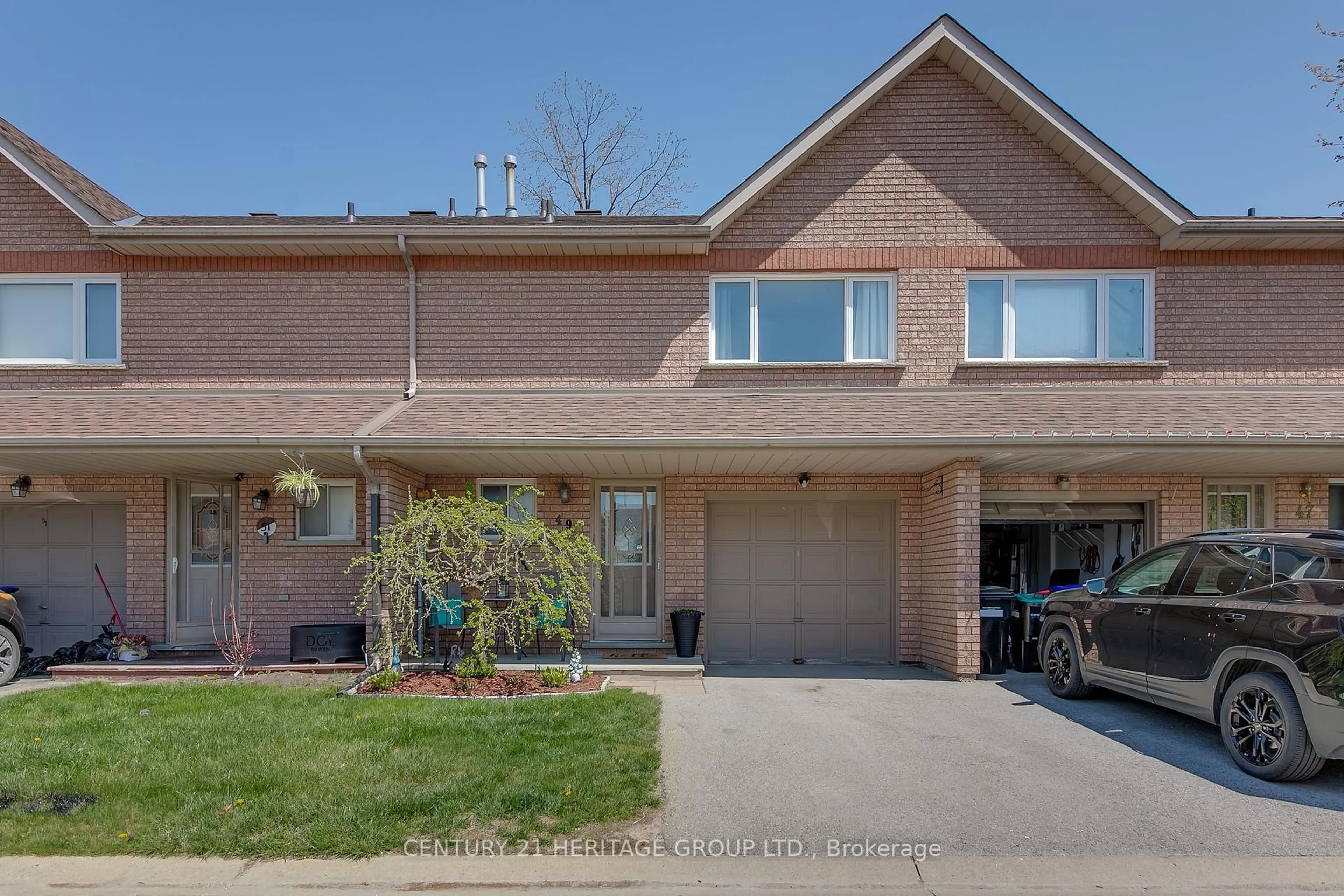 Home with brick exterior material, street for 49 Riverley Lane #6, New Tecumseth Ontario L9R 1X8